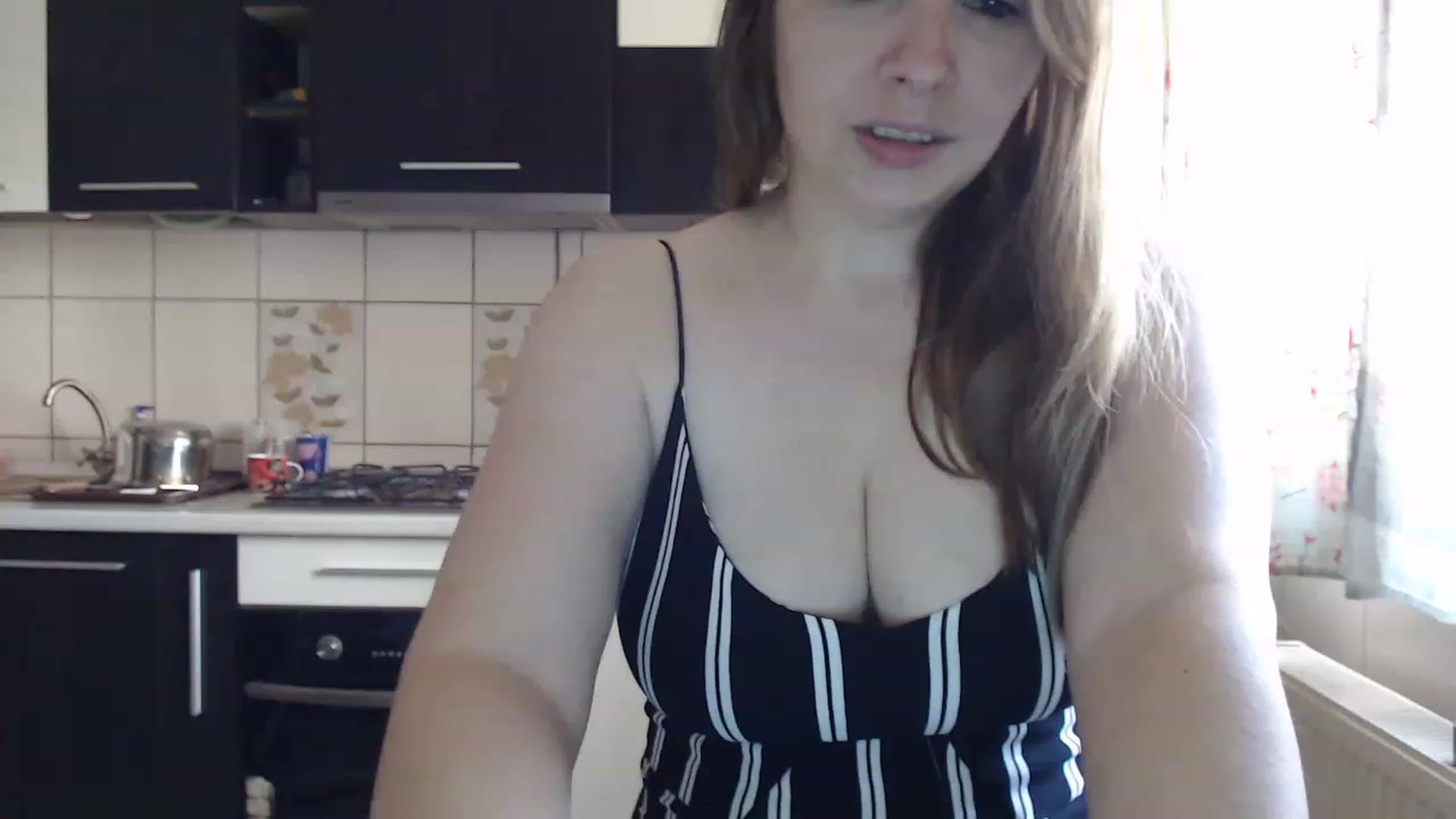 Gallery image thumbnail from EricaSmiles's myfreecams stream on, 03/23/2023, 13:01 image 4 of 20