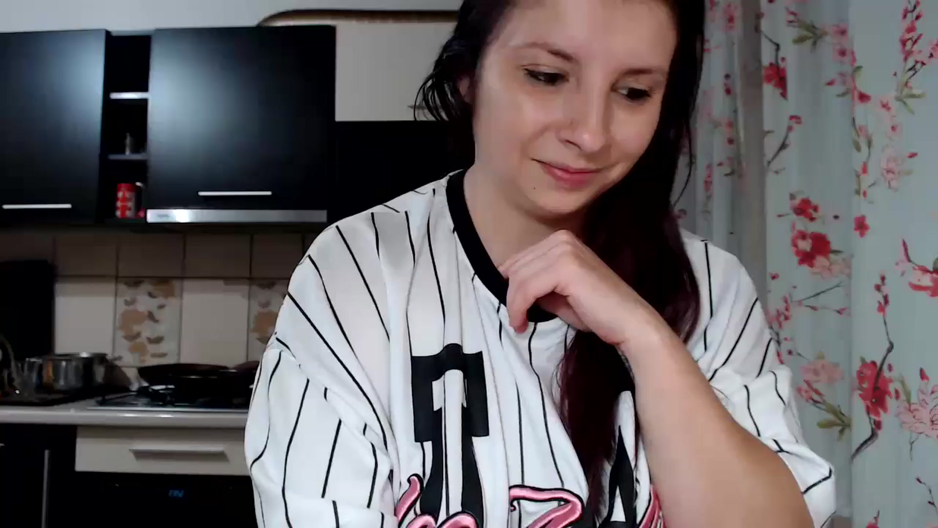 Gallery image thumbnail from EricaSmiles's myfreecams stream on, 11/23/2024, 22:10 image 18 of 20