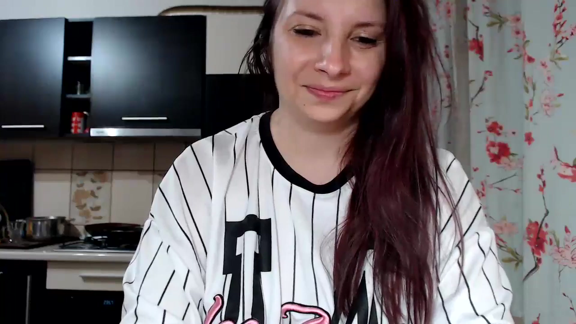 Gallery image thumbnail from EricaSmiles's myfreecams stream on, 11/23/2024, 22:10 image 19 of 20