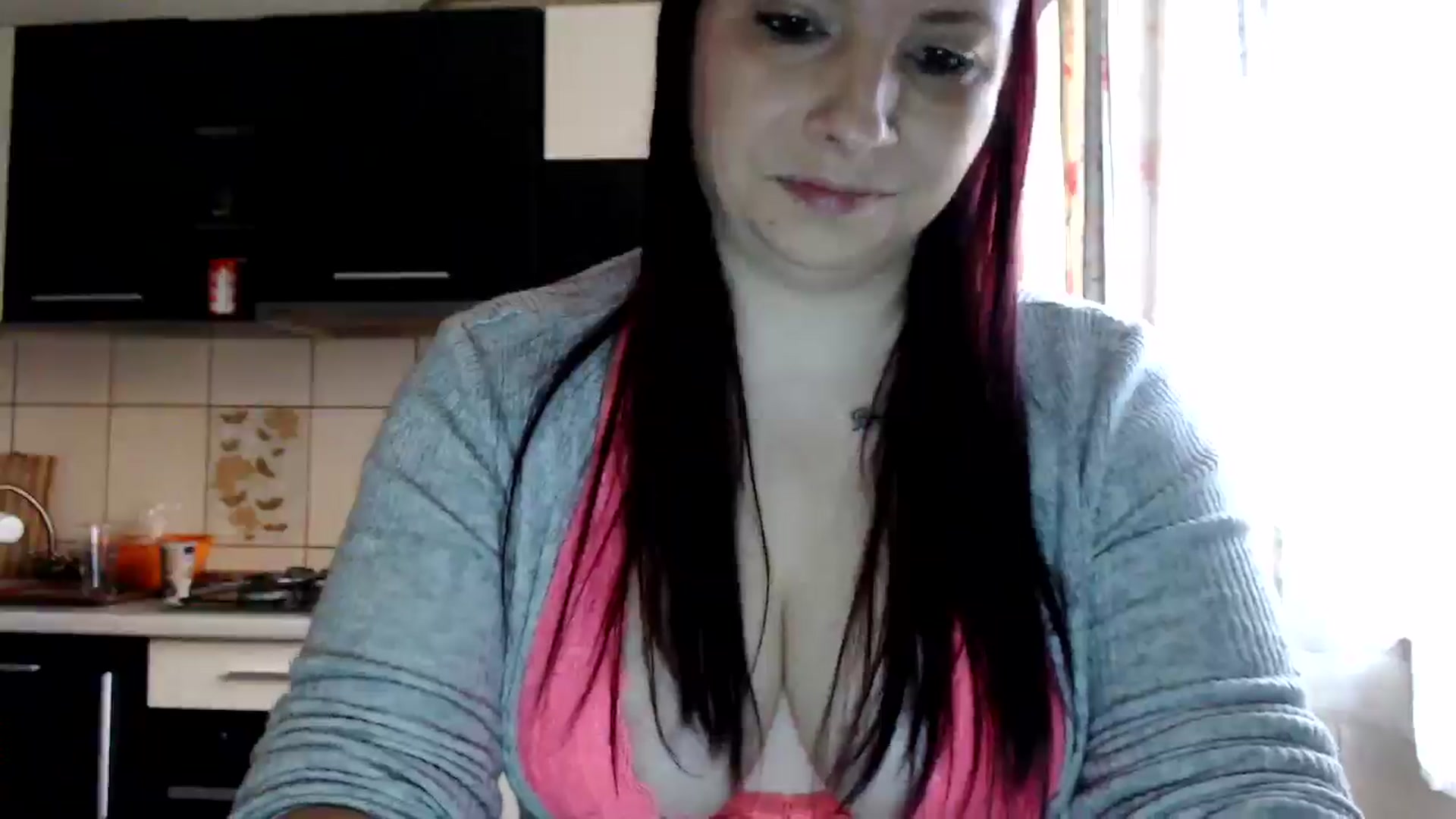 Gallery image thumbnail from EricaSmiles's myfreecams stream on, 12/15/2024, 14:21 image 16 of 20