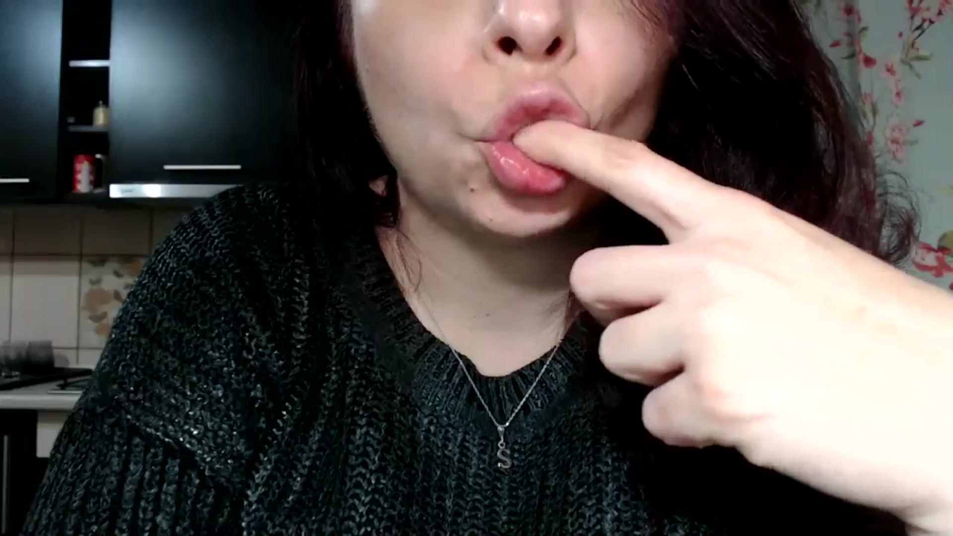 Gallery image thumbnail from EricaSmiles's myfreecams stream on, 12/29/2024, 01:08 image 2 of 20