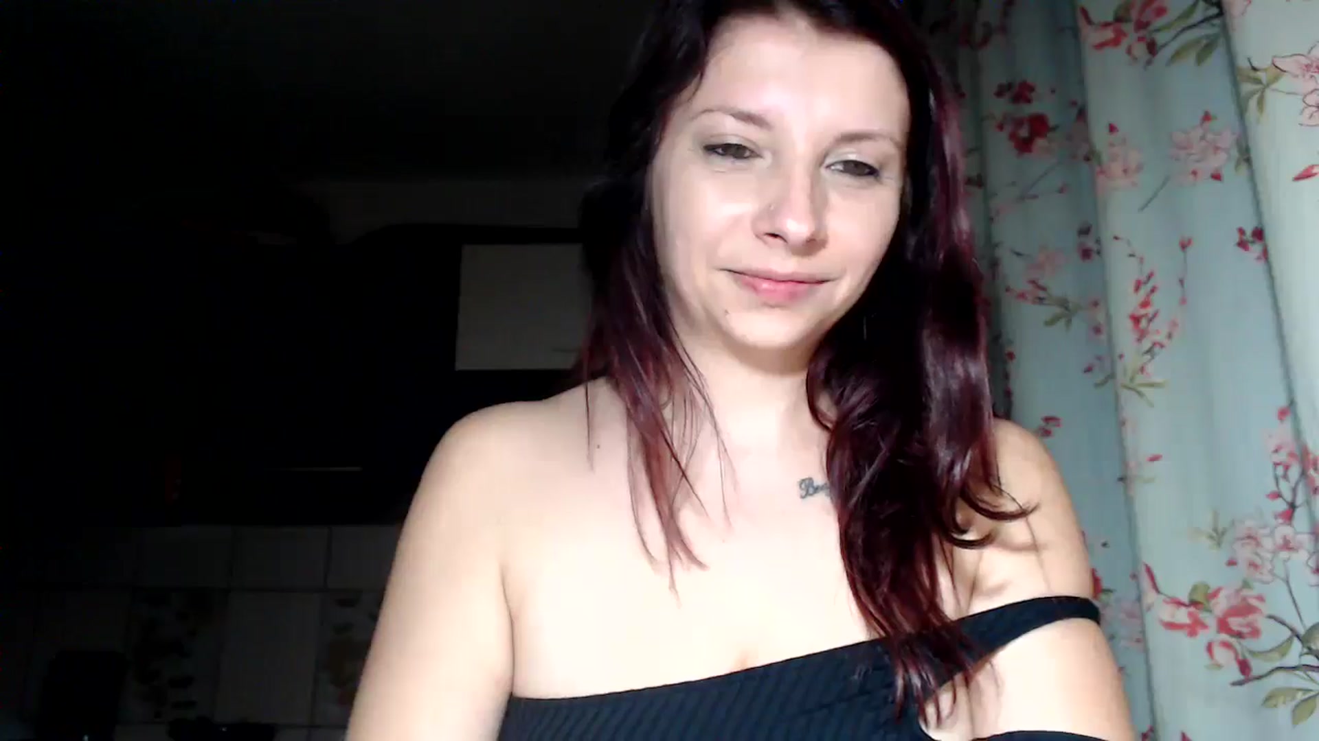 Gallery image thumbnail from EricaSmiles's myfreecams stream on, 11/15/2025, 01:43 image 18 of 20