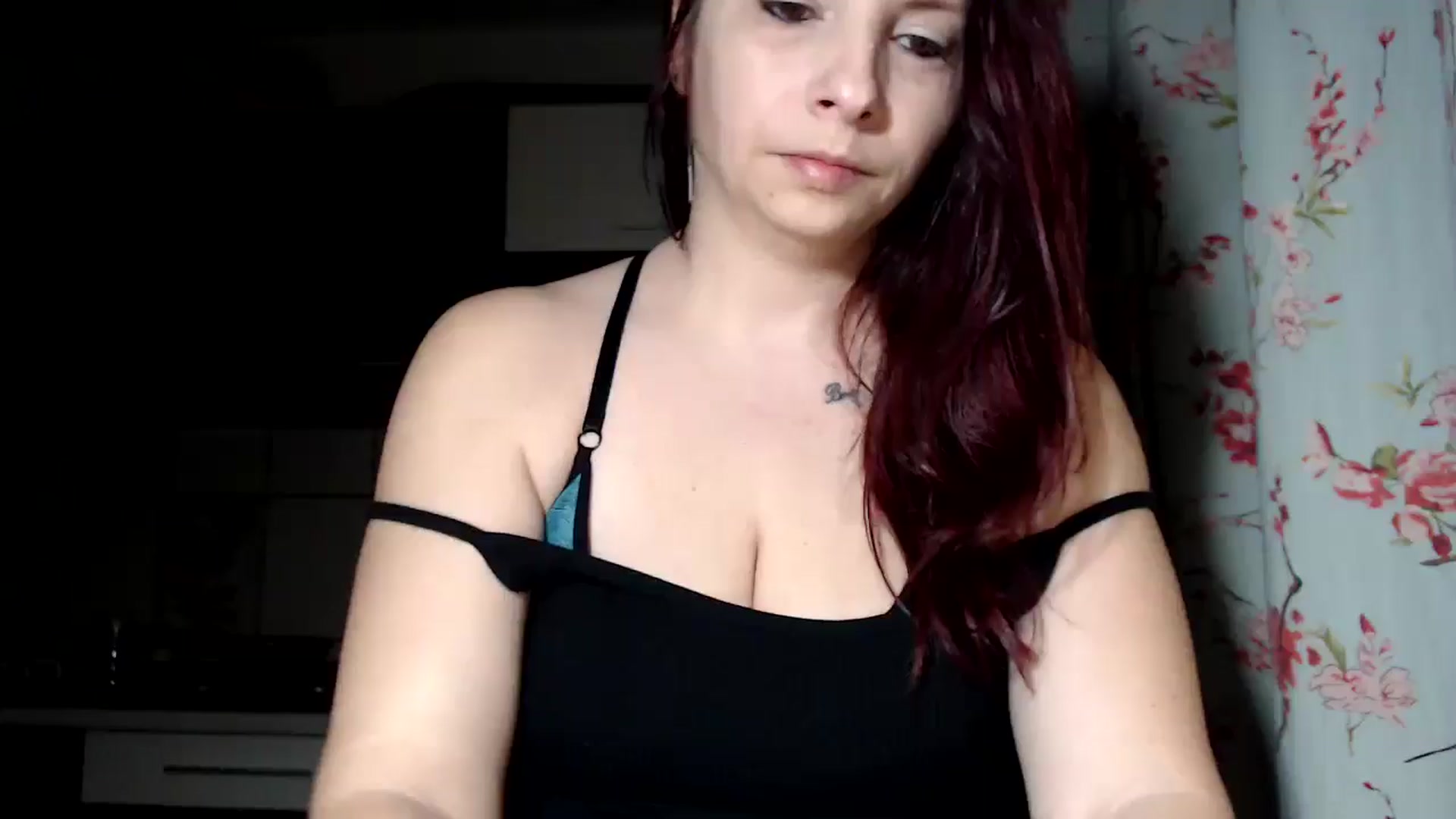 Gallery image thumbnail from EricaSmiles's myfreecams stream on, 12/28/2025, 23:54 image 1 of 20