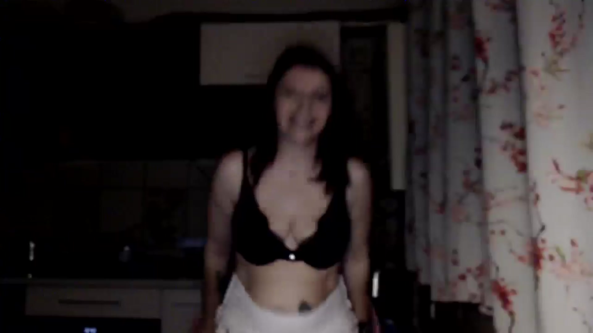Gallery image thumbnail from EricaSmiles's myfreecams stream on, 04/17/2026, 23:44 image 9 of 20