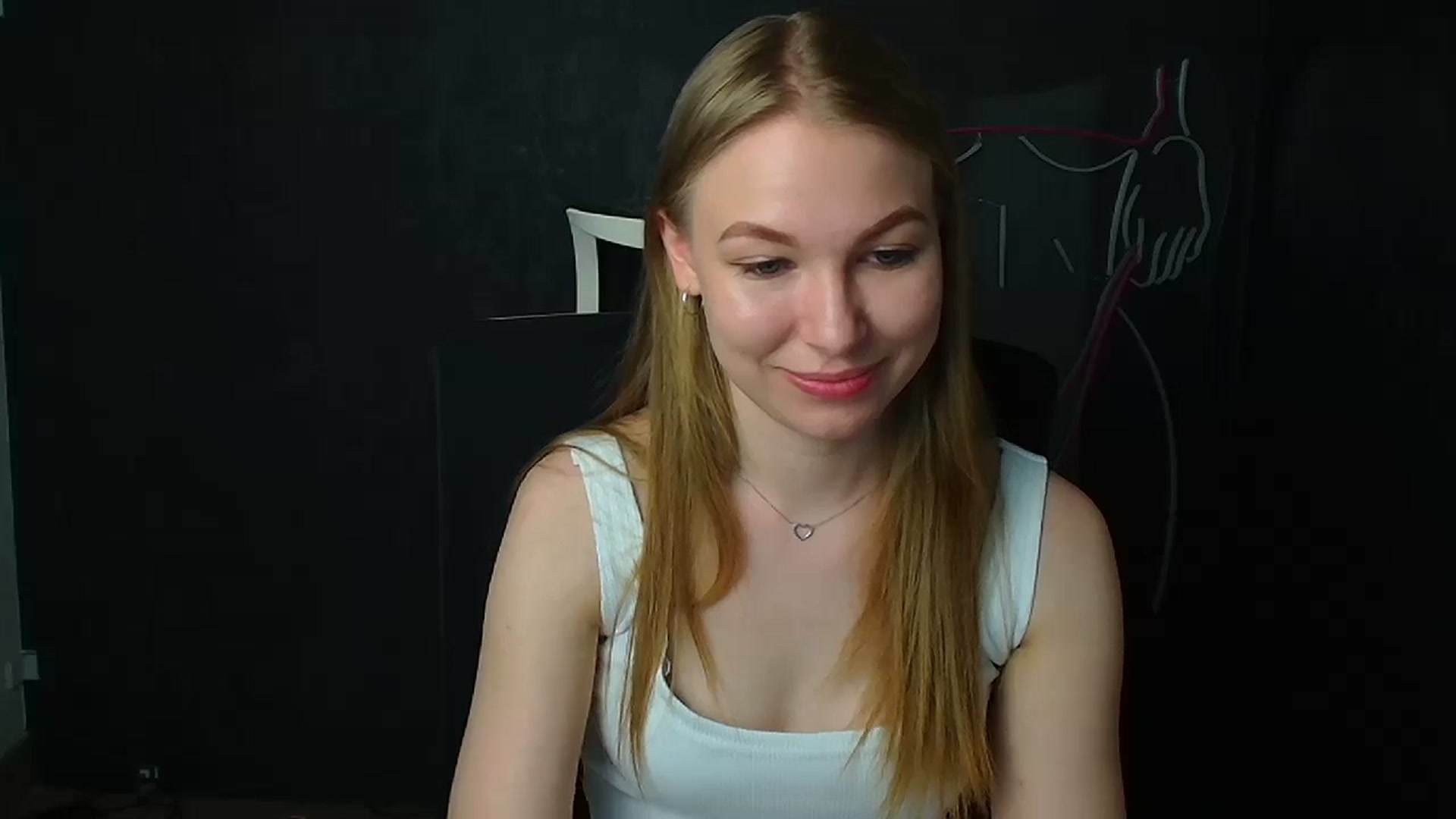 Gallery image thumbnail from EricaWans's myfreecams stream on, 06/20/2025, 14:47 image 17 of 20