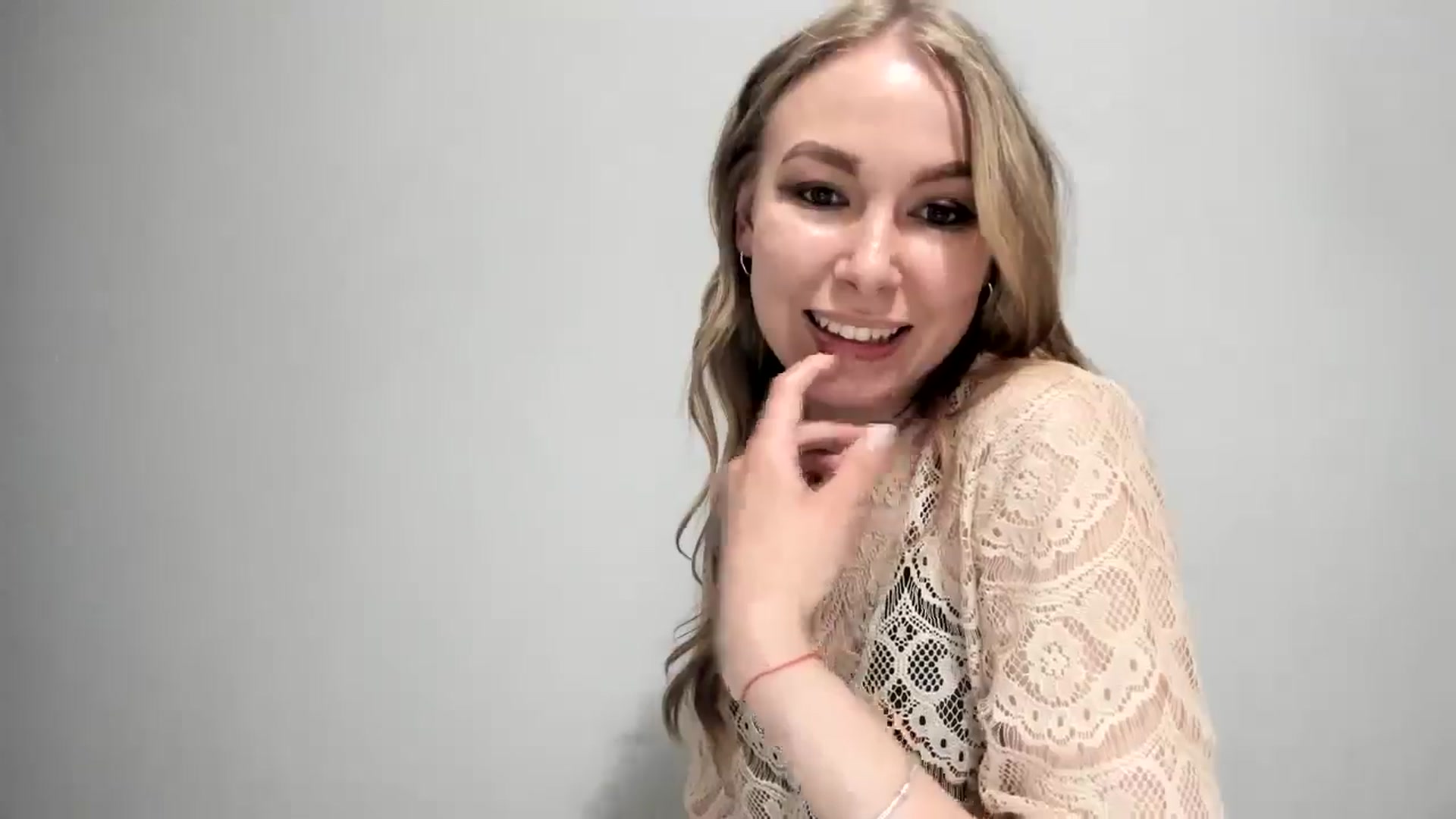 Gallery image thumbnail from EricaWans's myfreecams stream on, 06/21/2025, 19:34 image 9 of 20