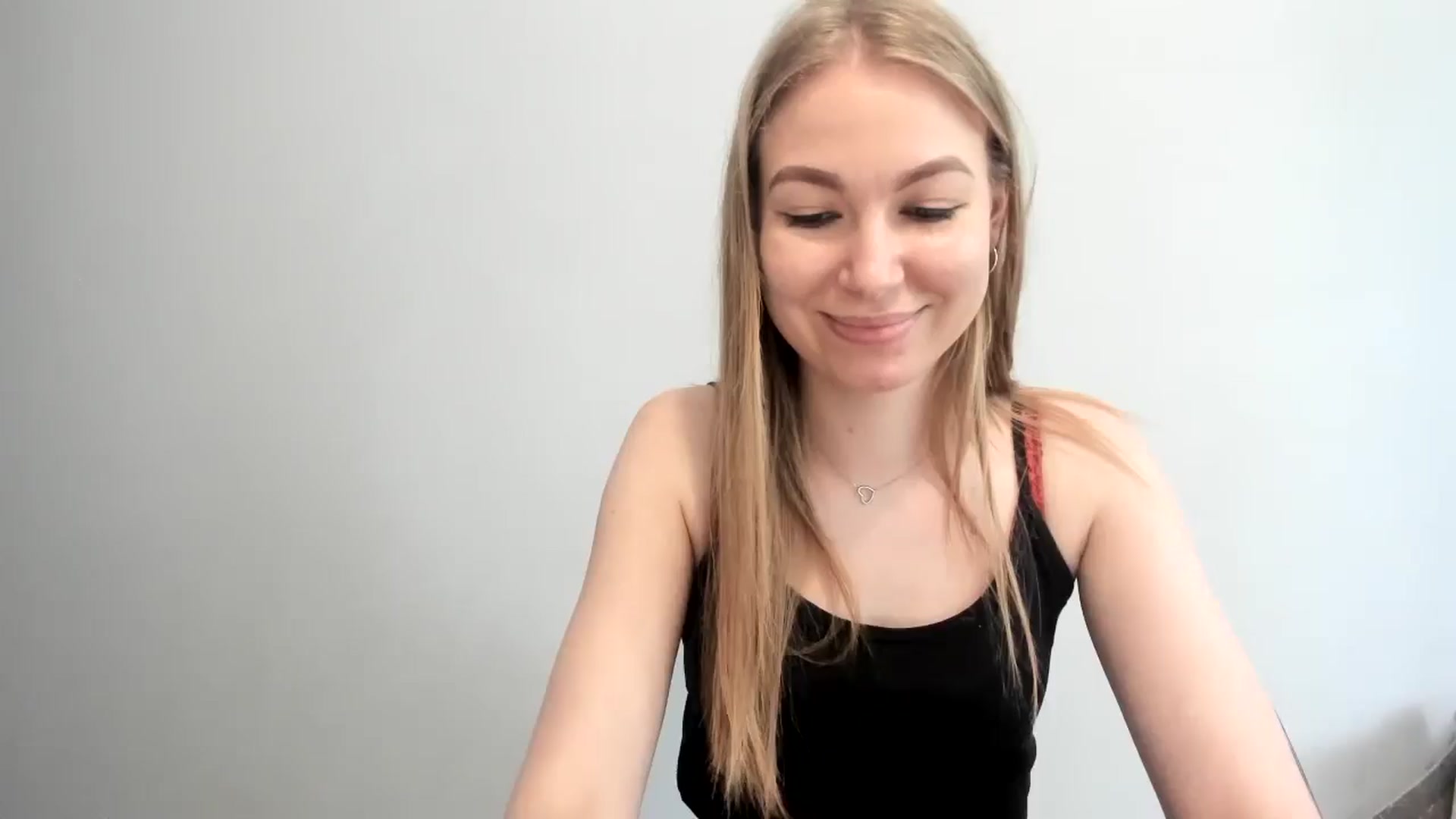 Gallery image thumbnail from EricaWans's myfreecams stream on, 06/22/2025, 12:44 image 18 of 20
