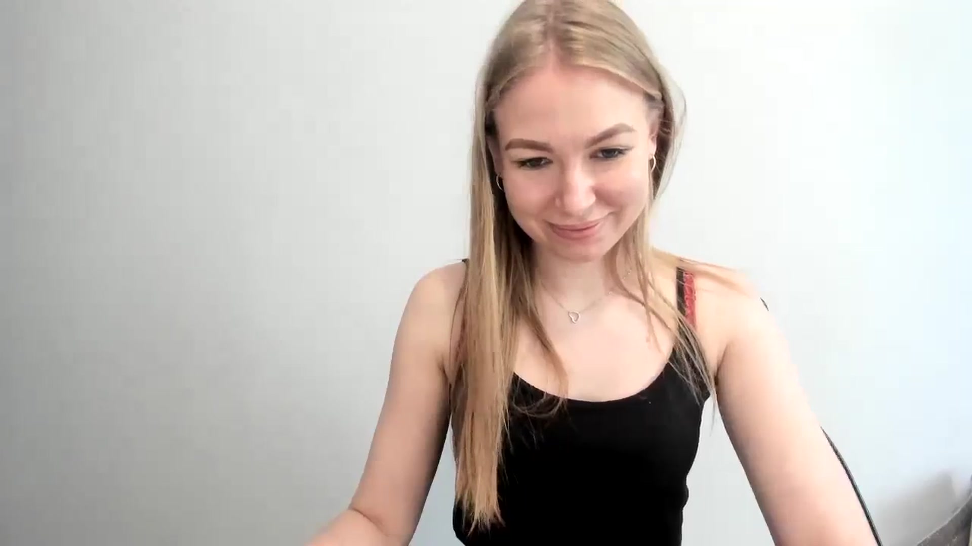 Gallery image thumbnail from EricaWans's myfreecams stream on, 06/22/2025, 12:44 image 16 of 20
