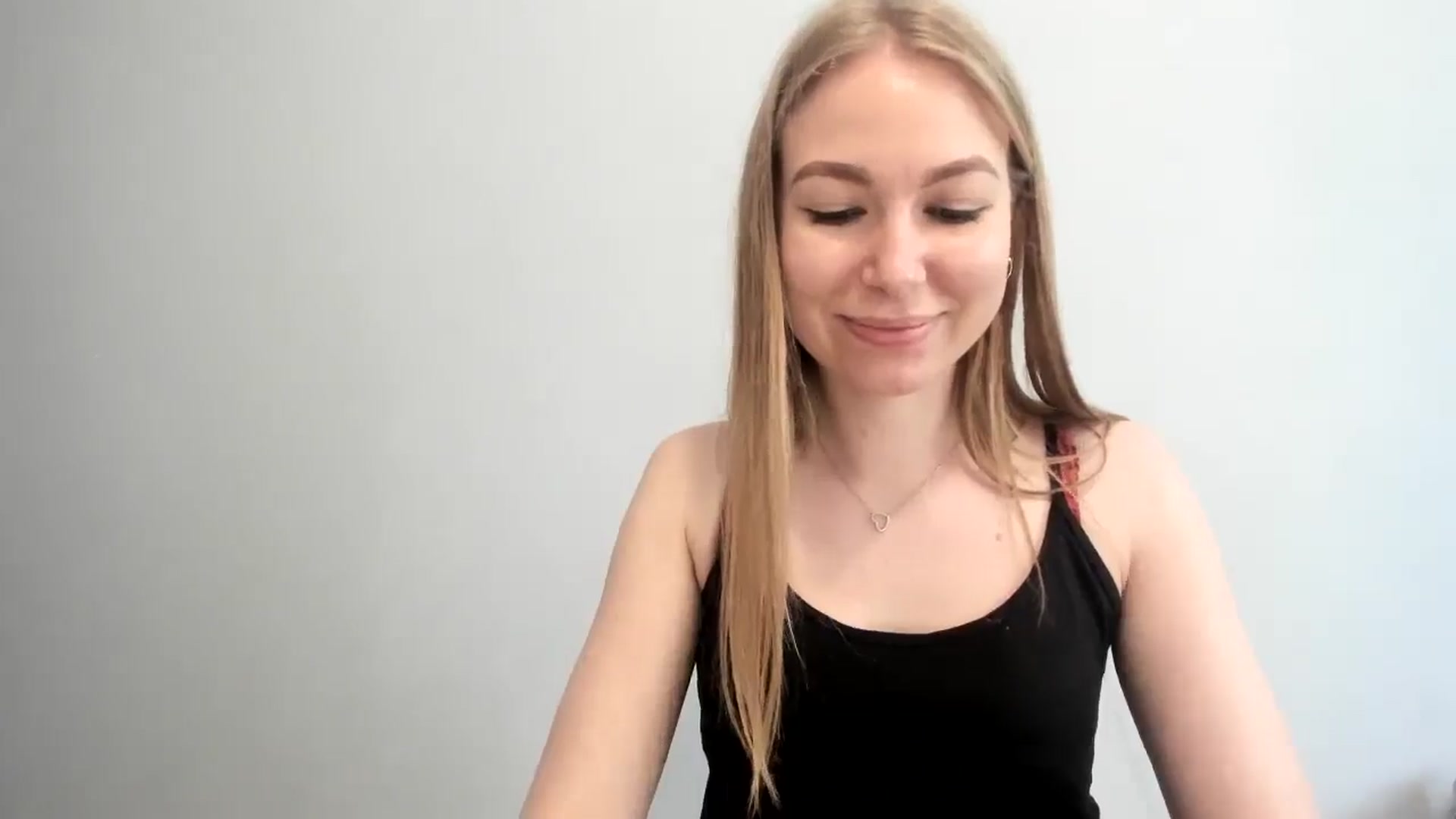 Gallery image thumbnail from EricaWans's myfreecams stream on, 06/22/2025, 12:44 image 14 of 20