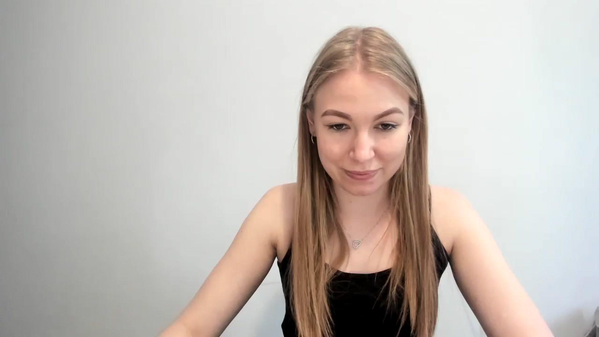 Gallery image thumbnail from EricaWans's myfreecams stream on, 06/22/2025, 13:35 image 4 of 20