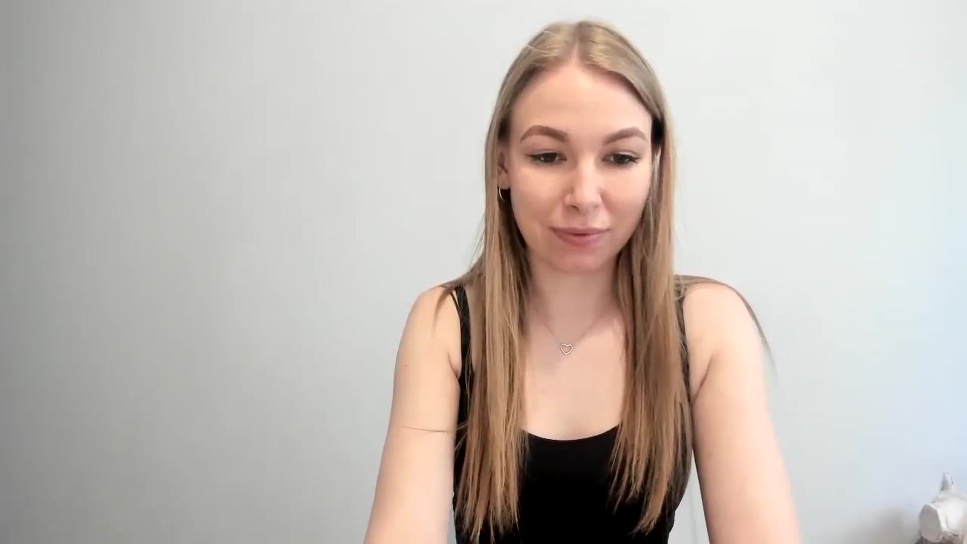 Gallery image thumbnail from EricaWans's myfreecams stream on, 06/23/2025, 12:07 image 15 of 20
