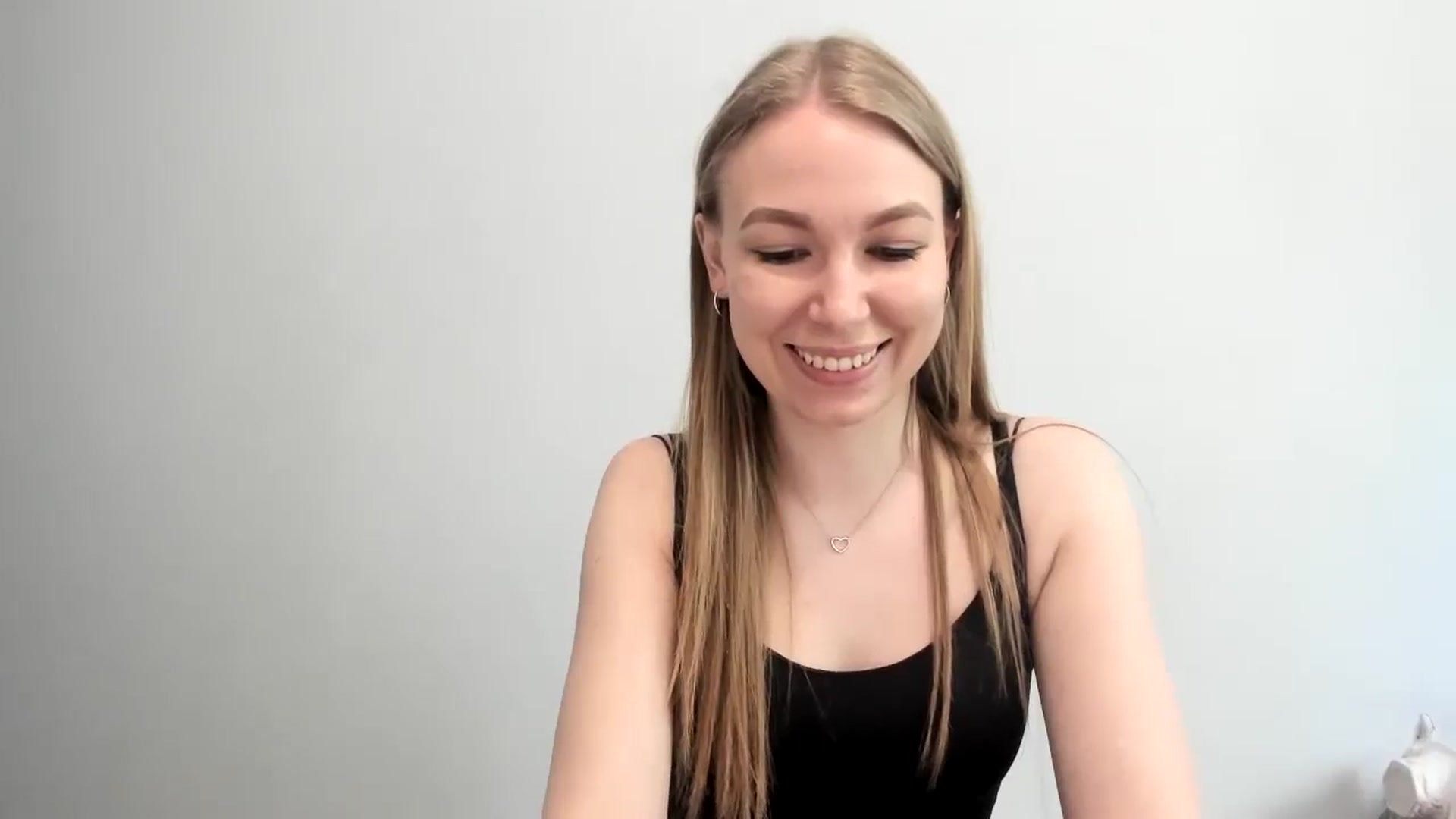 Gallery image thumbnail from EricaWans's myfreecams stream on, 06/23/2025, 12:07 image 12 of 20