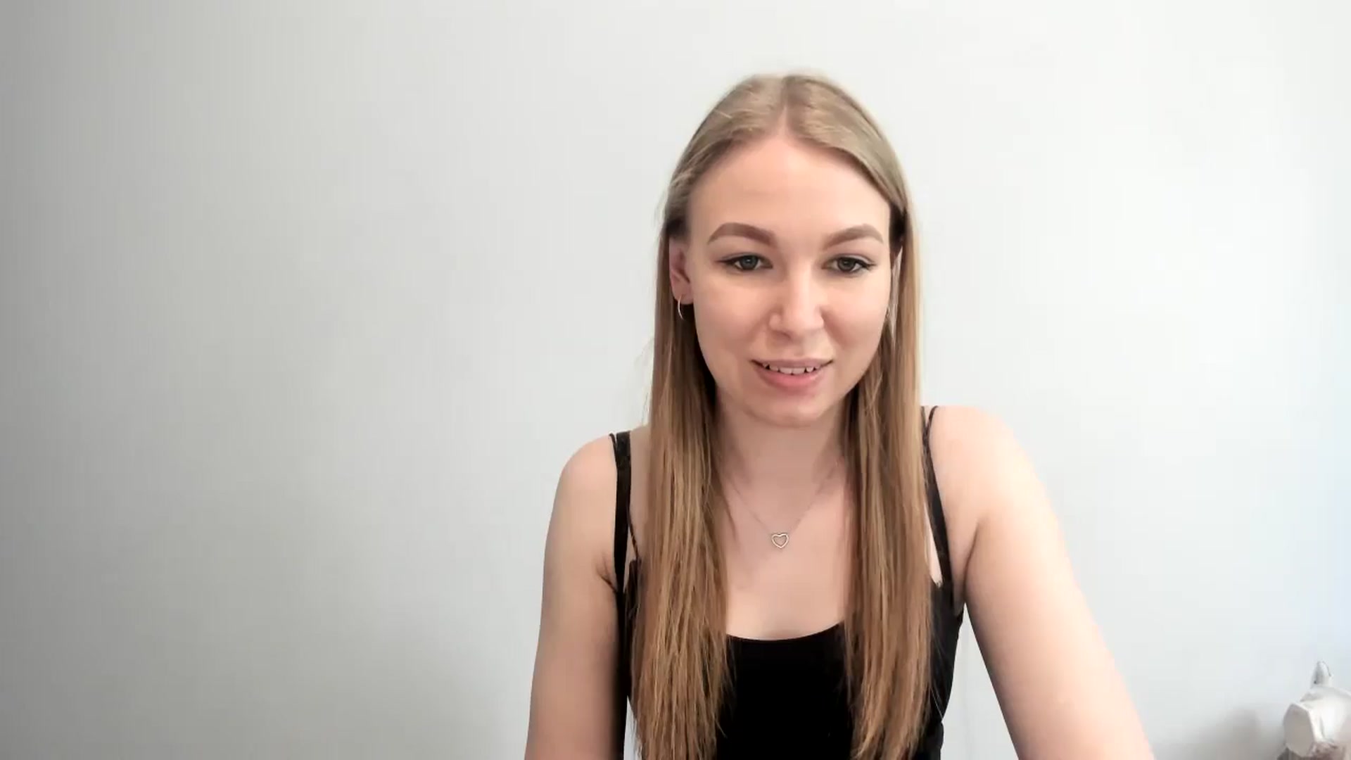 Gallery image thumbnail from EricaWans's myfreecams stream on, 06/23/2025, 12:07 image 6 of 20