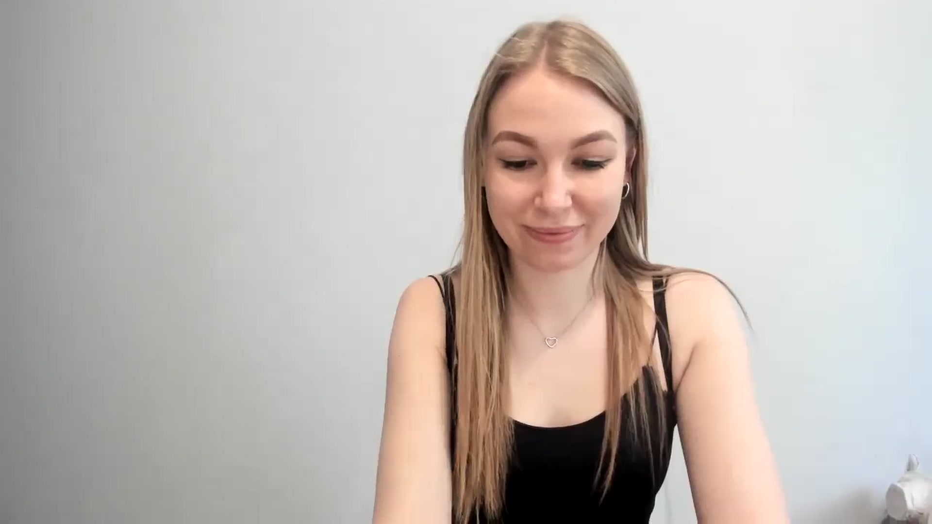 Gallery image thumbnail from EricaWans's myfreecams stream on, 06/23/2025, 12:07 image 20 of 20