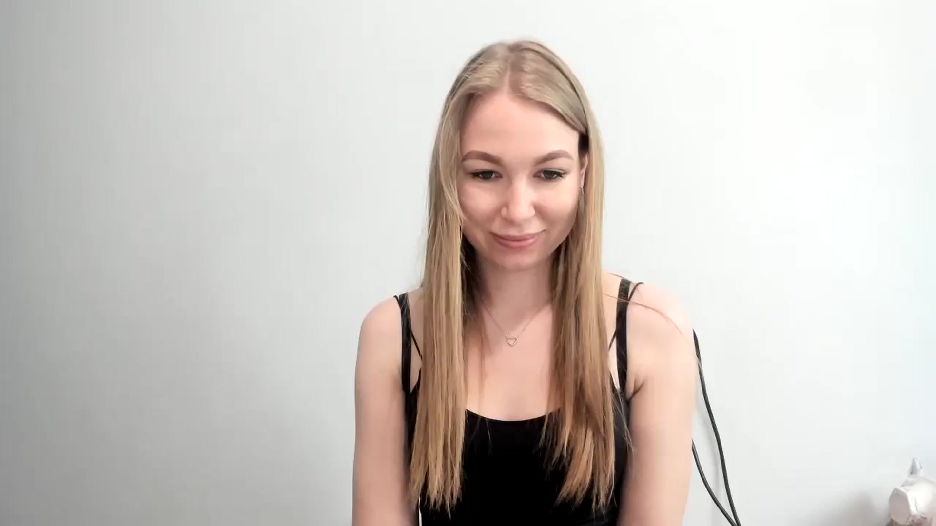 Gallery image thumbnail from EricaWans's myfreecams stream on, 06/23/2025, 12:07 image 7 of 20