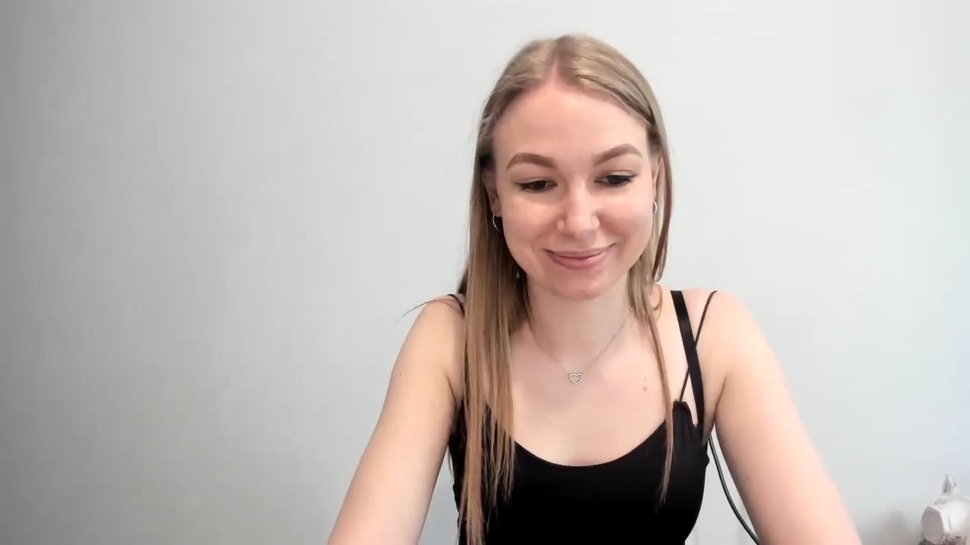 Gallery image thumbnail from EricaWans's myfreecams stream on, 06/23/2025, 12:32 image 8 of 20