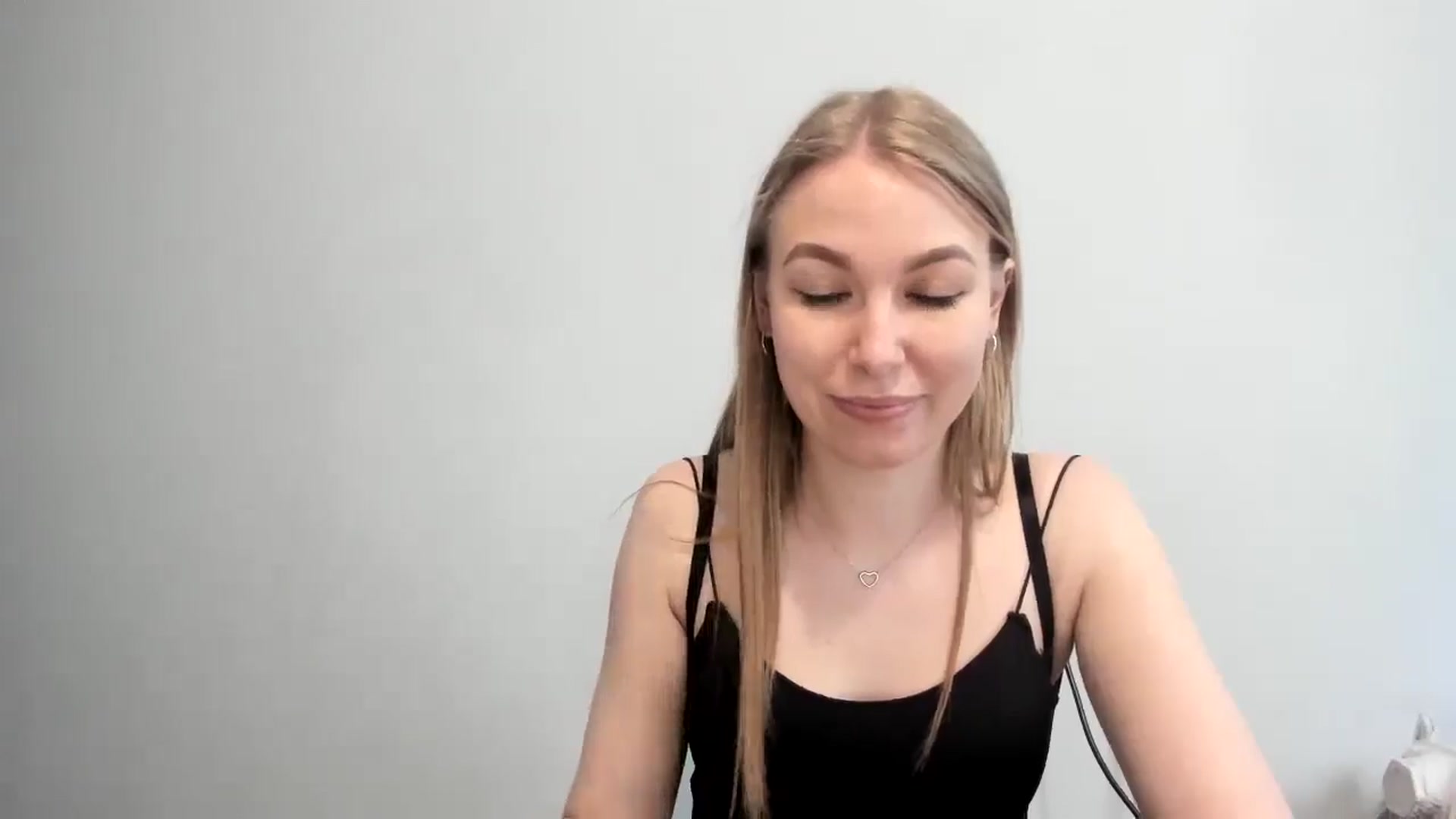 Gallery image thumbnail from EricaWans's myfreecams stream on, 06/23/2025, 12:32 image 15 of 20