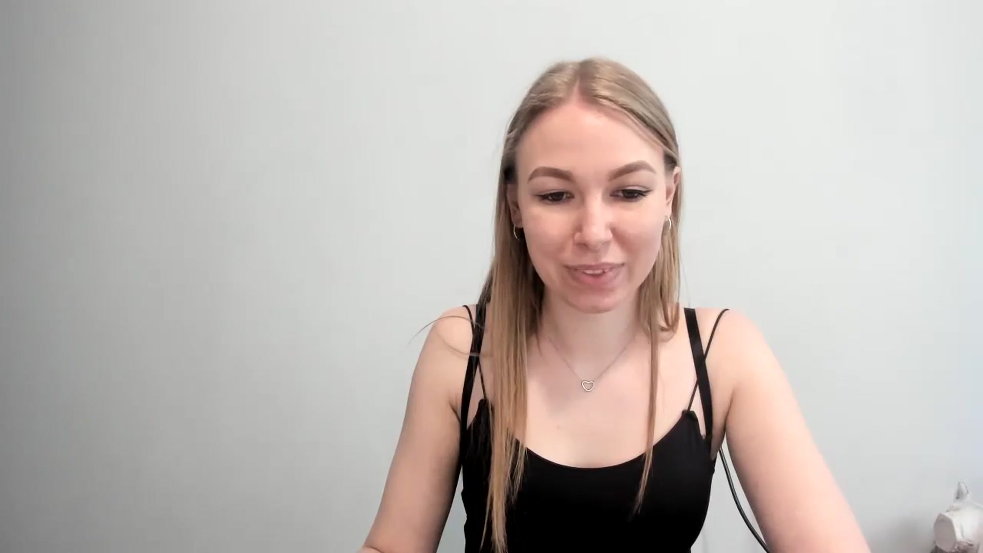 Gallery image thumbnail from EricaWans's myfreecams stream on, 06/23/2025, 12:32 image 12 of 20