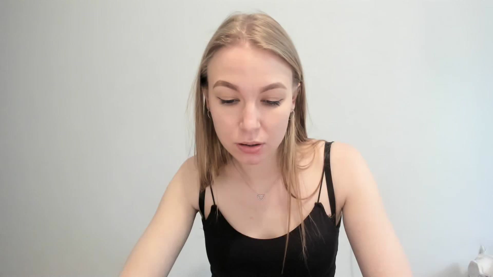 Gallery image thumbnail from EricaWans's myfreecams stream on, 06/23/2025, 14:40 image 18 of 20