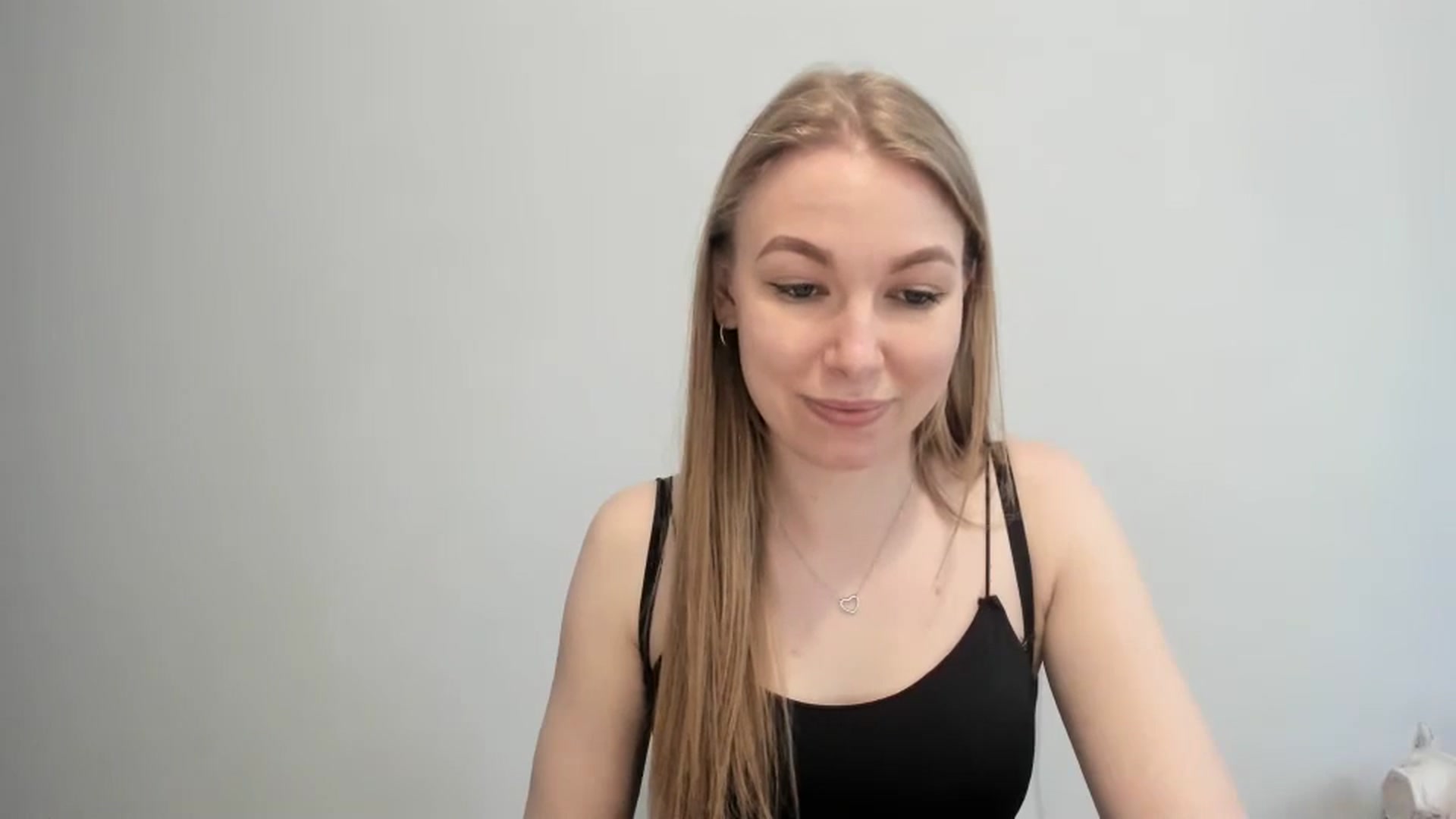 Gallery image thumbnail from EricaWans's myfreecams stream on, 06/23/2025, 14:40 image 11 of 20