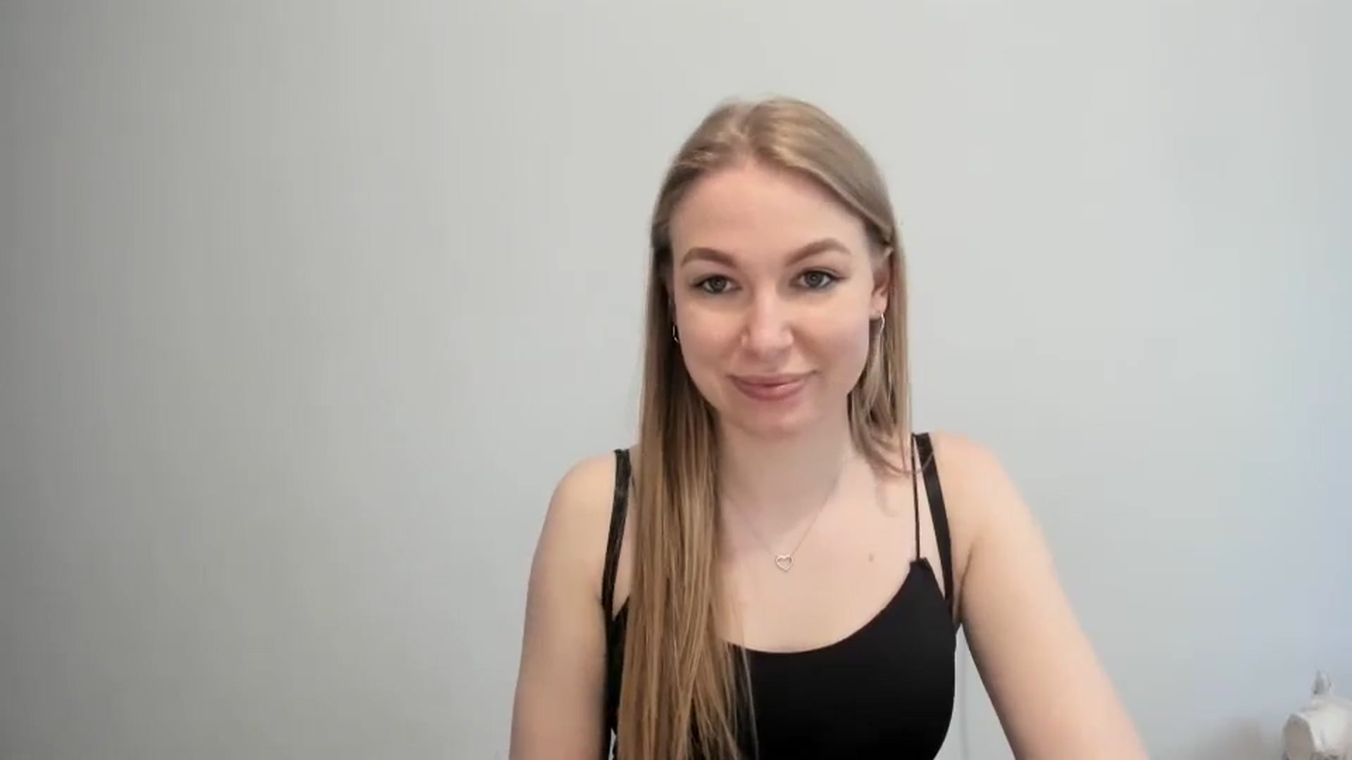 Gallery image thumbnail from EricaWans's myfreecams stream on, 06/23/2025, 14:40 image 4 of 20