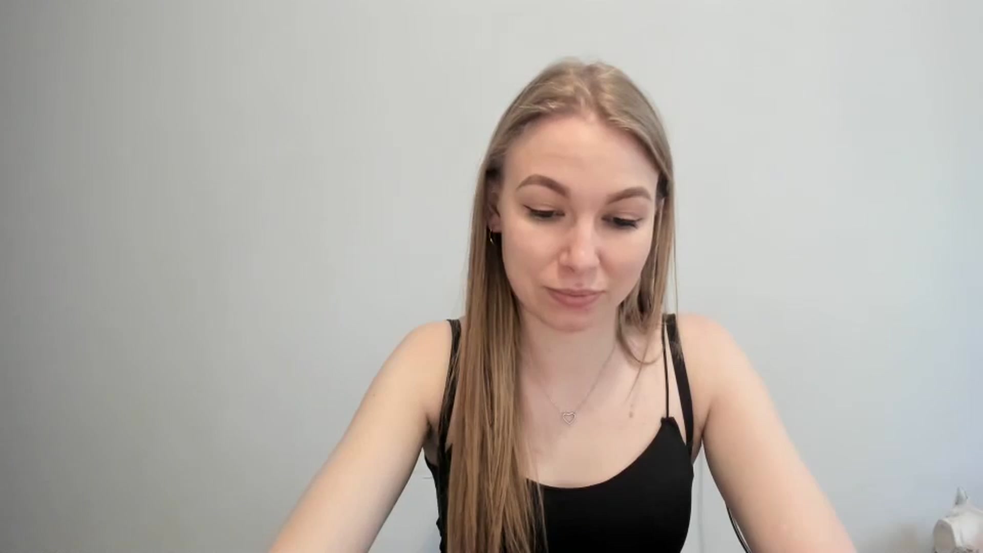 Gallery image thumbnail from EricaWans's myfreecams stream on, 06/23/2025, 14:40 image 7 of 20