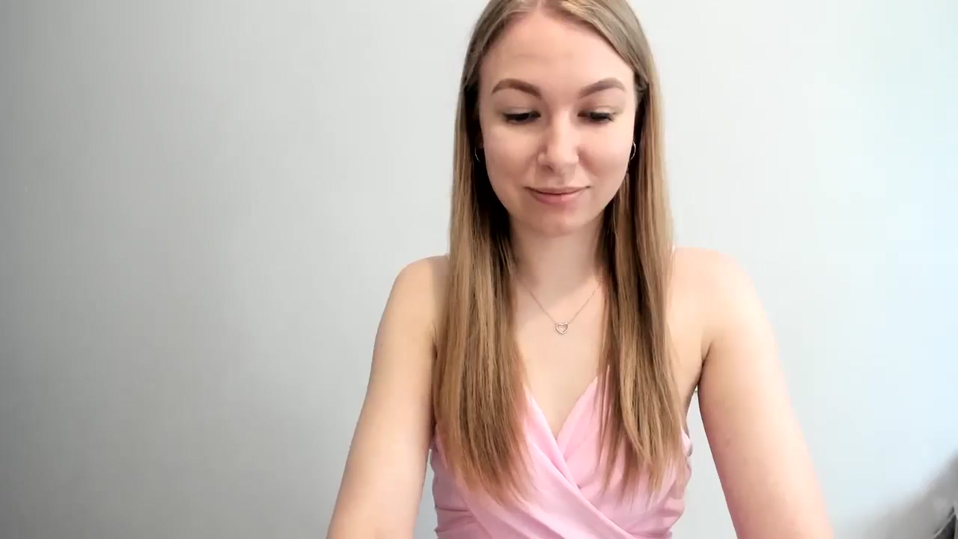 Gallery image thumbnail from EricaWans's myfreecams stream on, 06/24/2025, 10:15 image 17 of 20