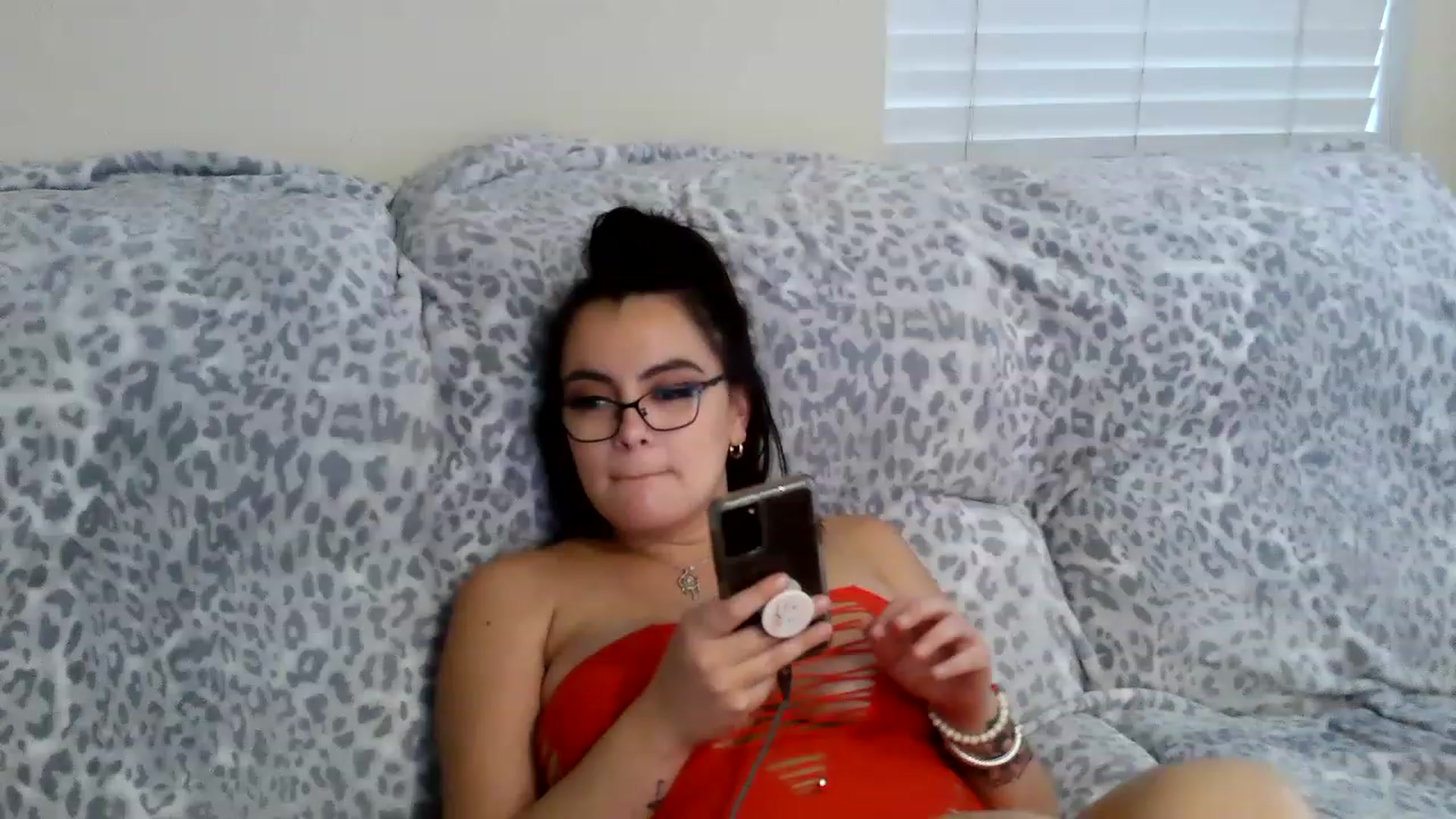 Gallery image thumbnail from ErickaHartley's myfreecams stream on, 12/30/2022, 22:59 image 16 of 20