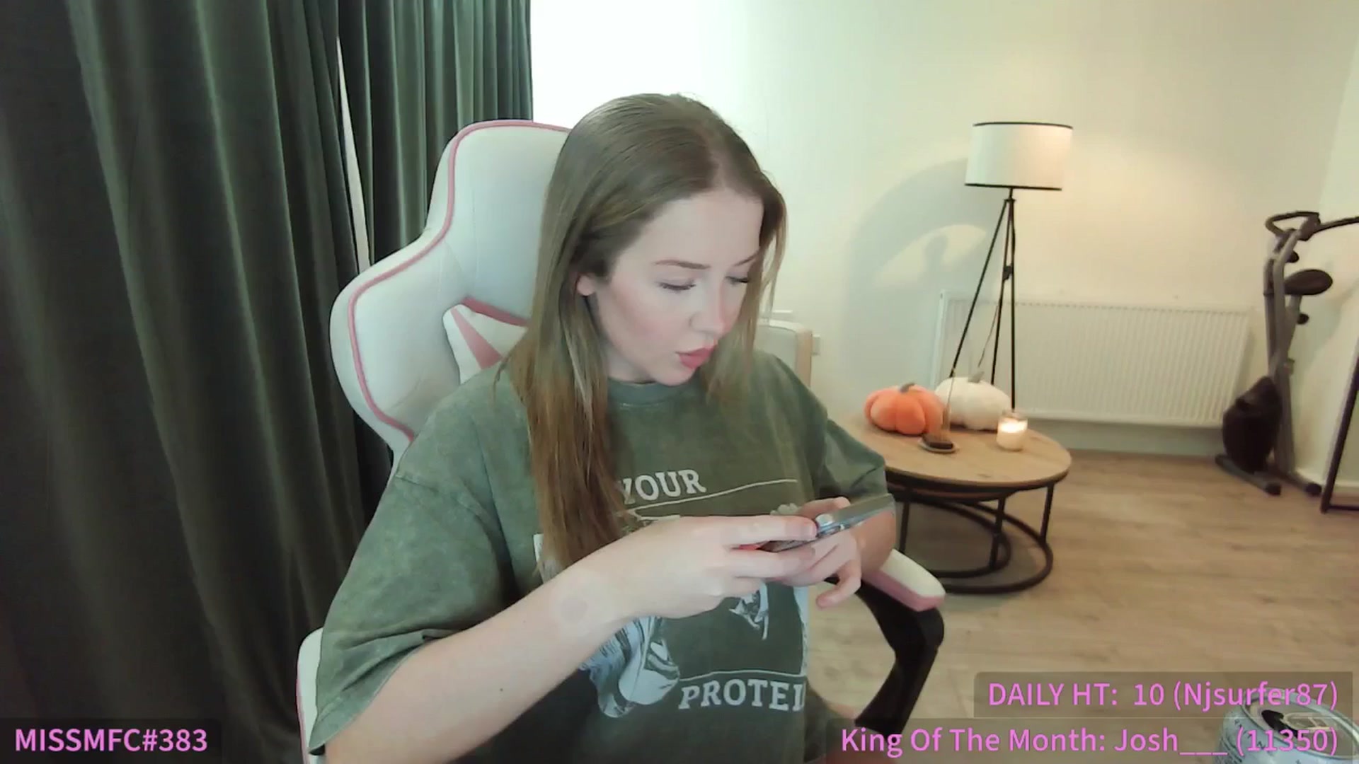 Gallery image thumbnail from ErikaJamess's myfreecams stream on, 09/24/2025, 10:59 image 18 of 20