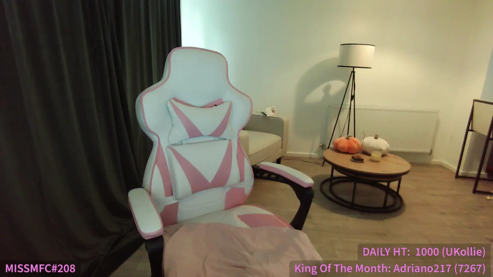 Gallery image thumbnail from ErikaJamess's myfreecams stream on, 10/07/2025, 09:00 image 20 of 20