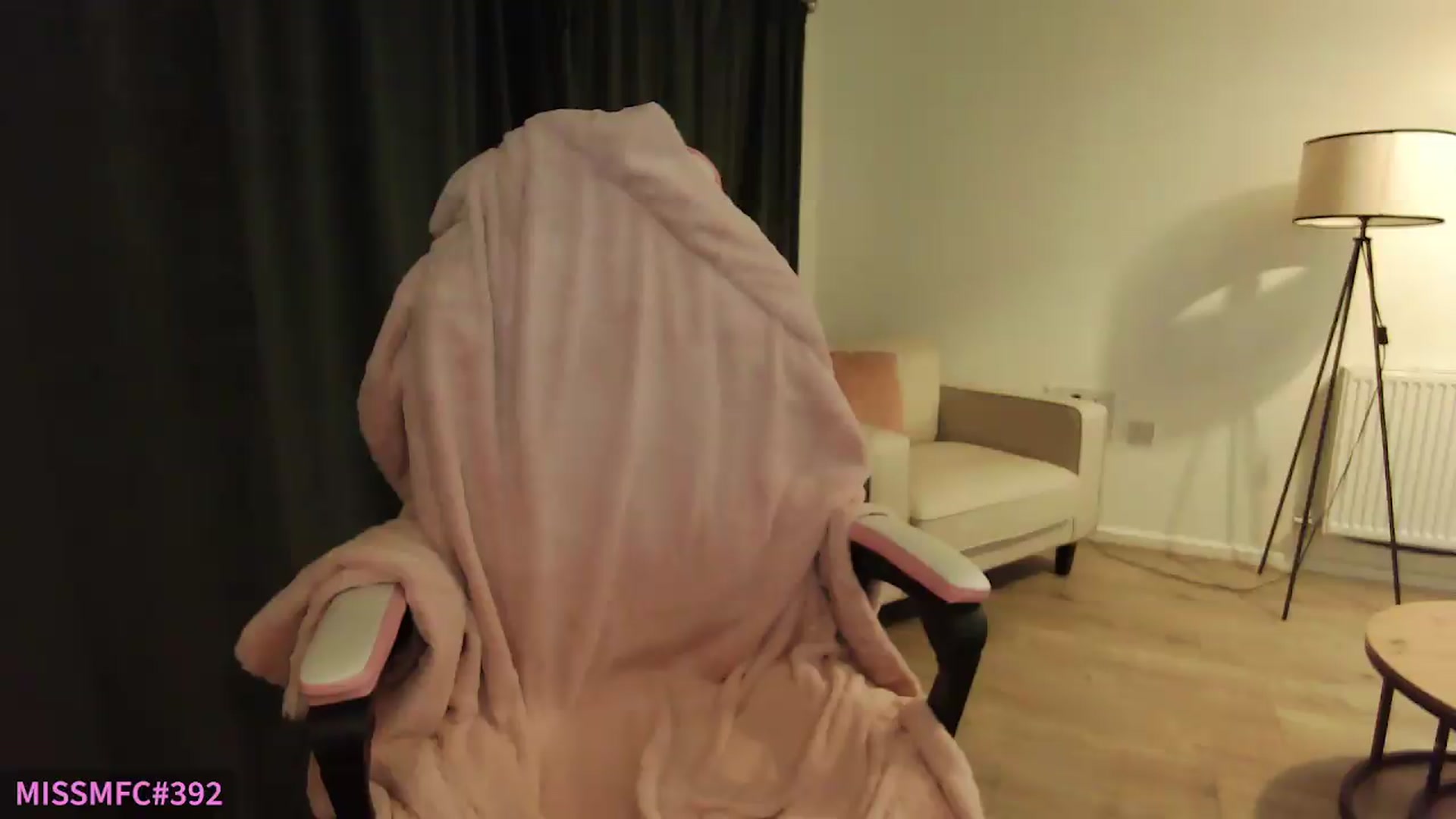 Gallery image thumbnail from ErikaJamess's myfreecams stream on, 05/16/2026, 22:19 image 3 of 20