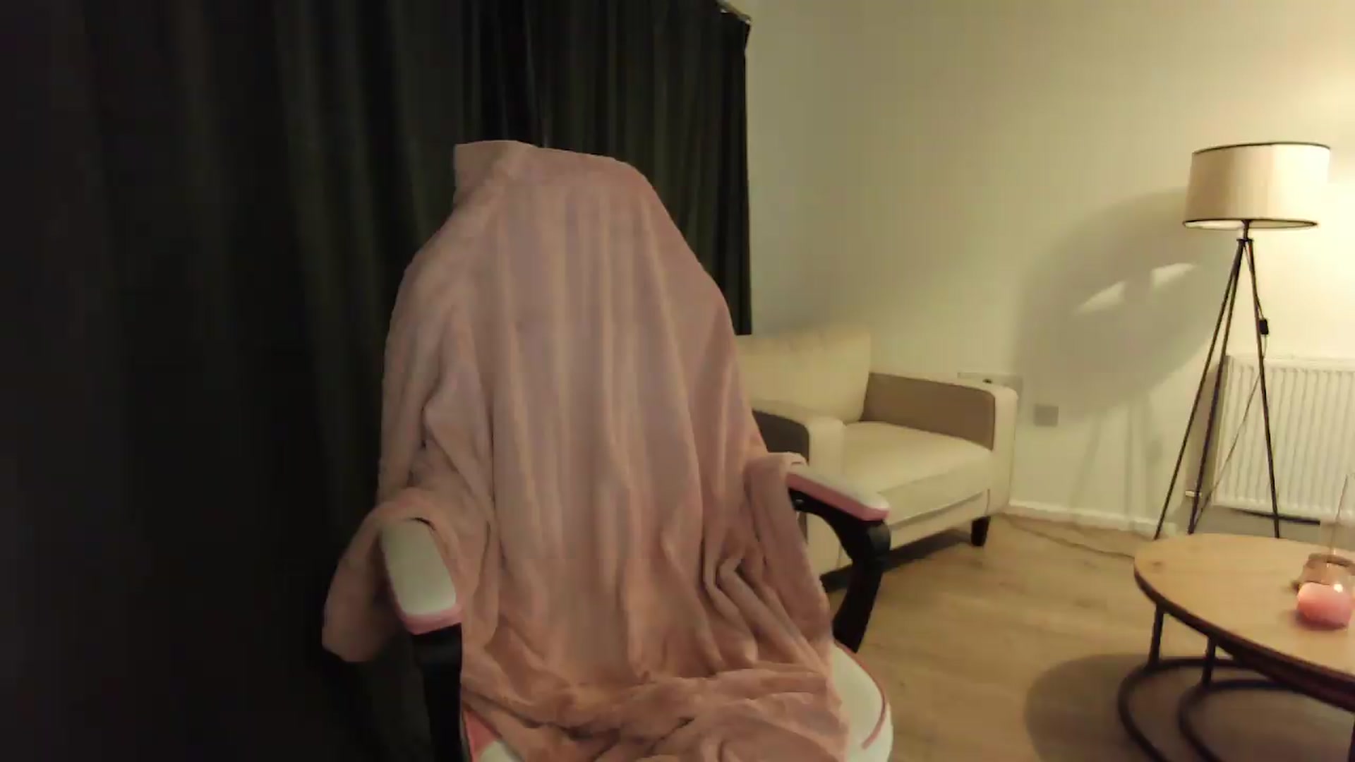 Gallery image thumbnail from ErikaJamess's myfreecams stream on, 06/20/2026, 21:28 image 13 of 20