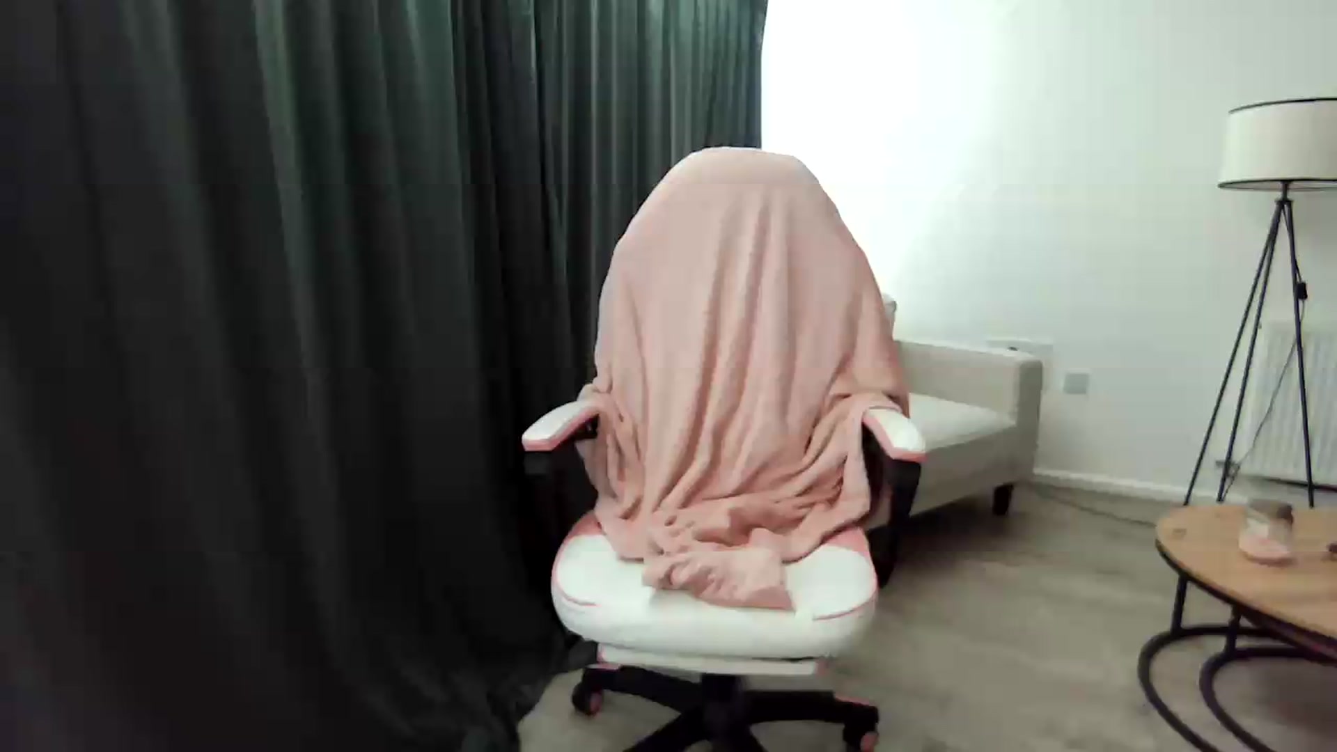 Gallery image thumbnail from ErikaJamess's myfreecams stream on, 07/08/2026, 15:03 image 1 of 20