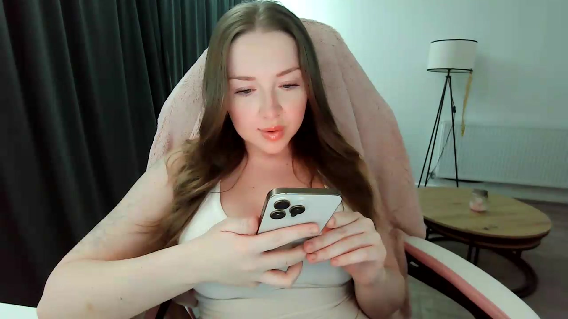 Gallery image thumbnail from ErikaJamess's myfreecams stream on, 08/26/2026, 17:59 image 20 of 20