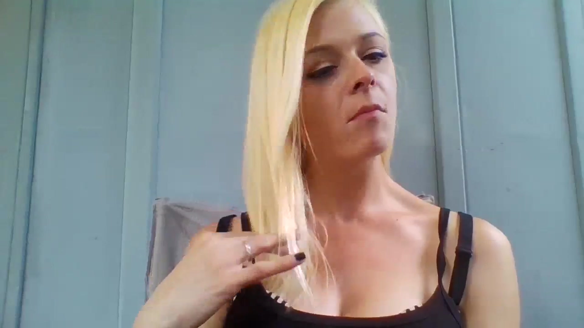 Gallery image thumbnail from Erika_Foxx's myfreecams stream on, 07/31/2023, 21:38 image 4 of 20