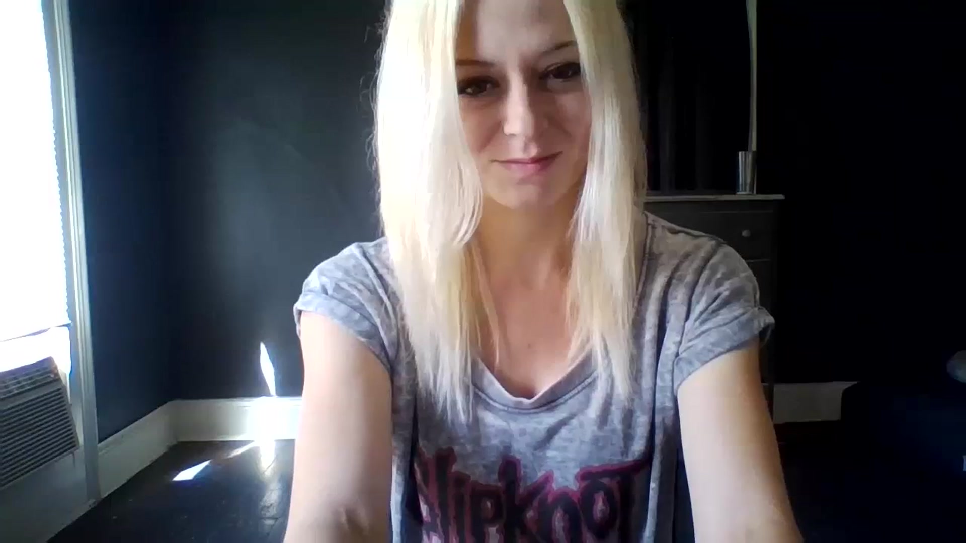Gallery image thumbnail from Erika_Foxx's myfreecams stream on, 08/05/2023, 15:10 image 15 of 20