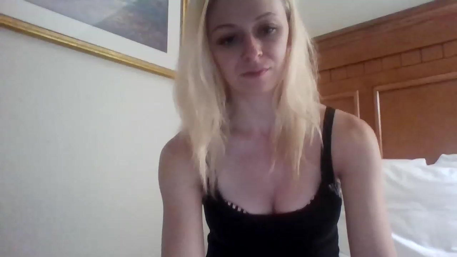 Gallery image thumbnail from Erika_Foxx's myfreecams stream on, 08/11/2023, 01:06 image 1 of 20