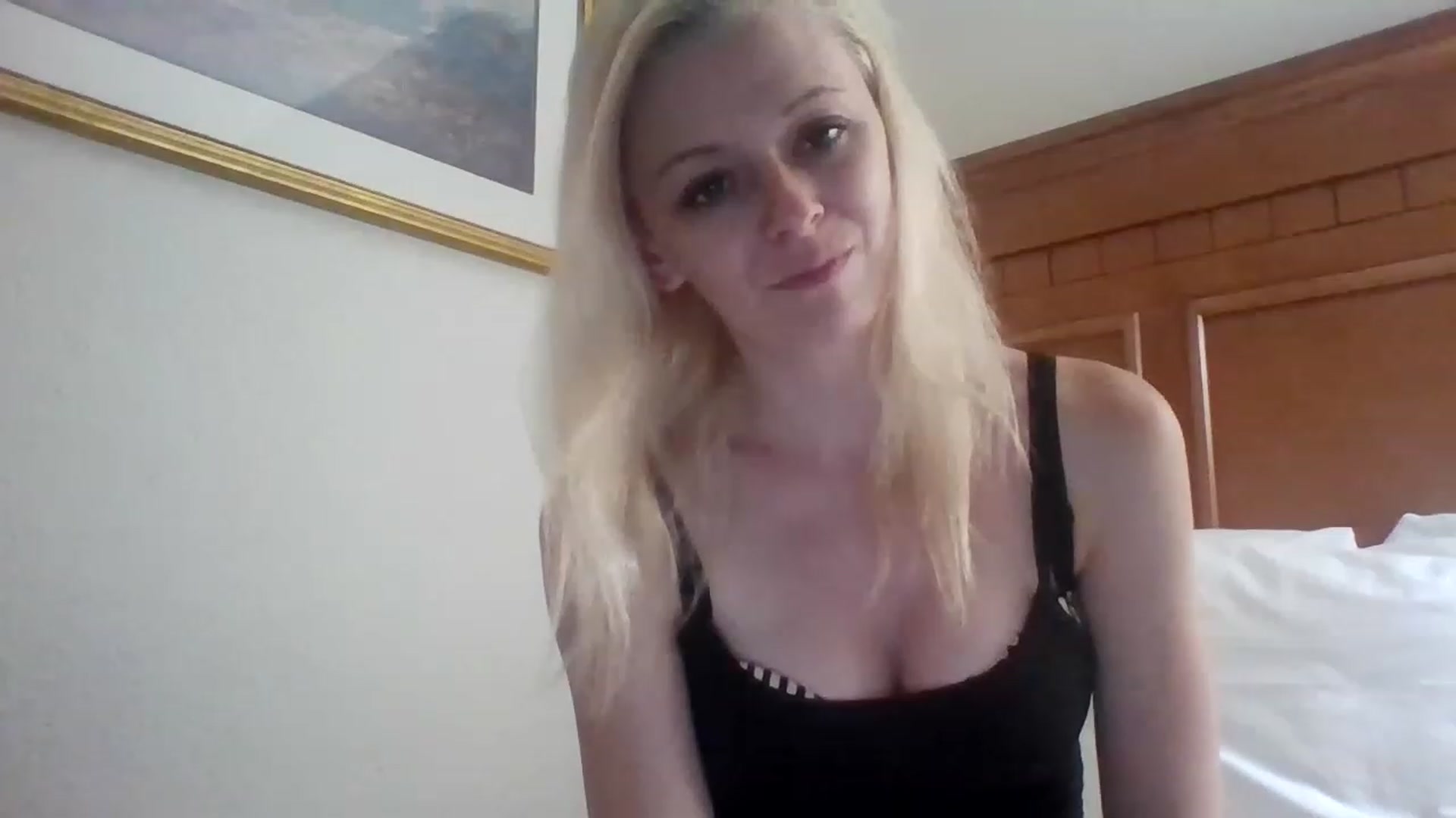 Gallery image thumbnail from Erika_Foxx's myfreecams stream on, 08/11/2023, 01:06 image 4 of 20