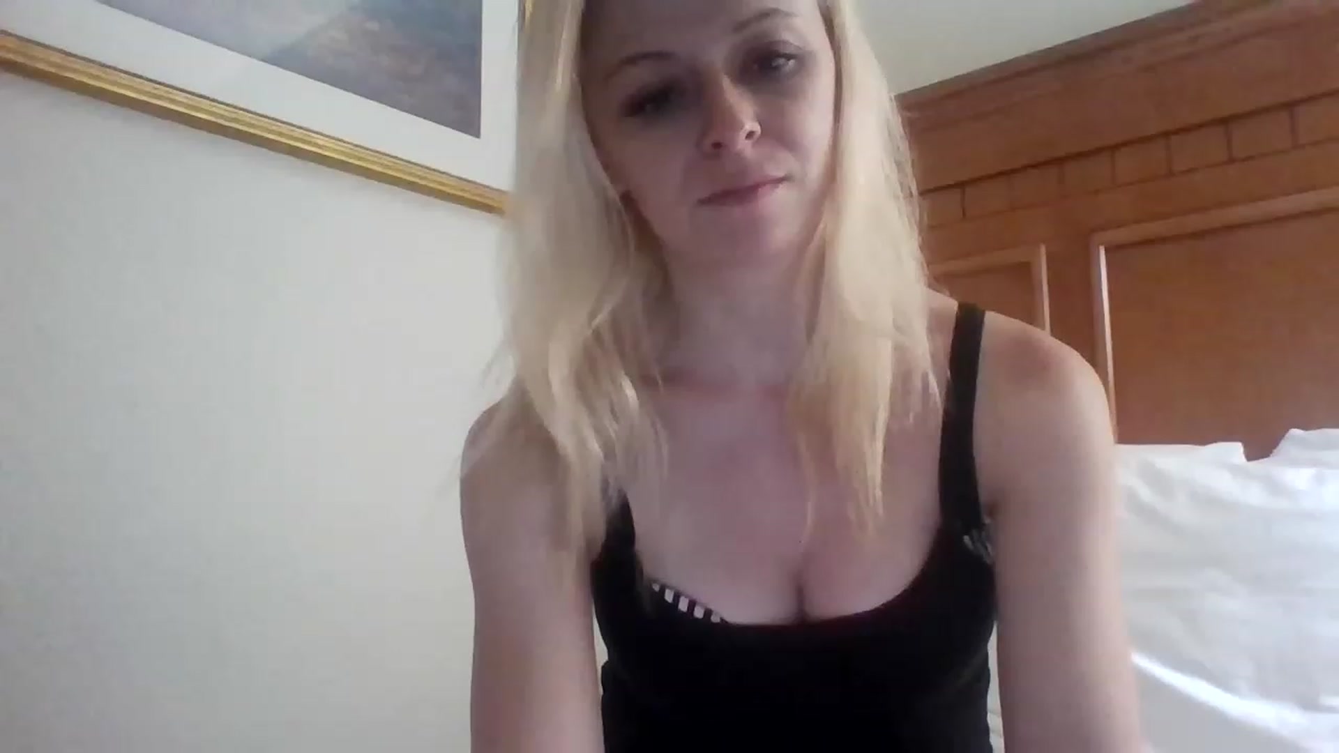 Gallery image thumbnail from Erika_Foxx's myfreecams stream on, 08/11/2023, 01:06 image 9 of 20