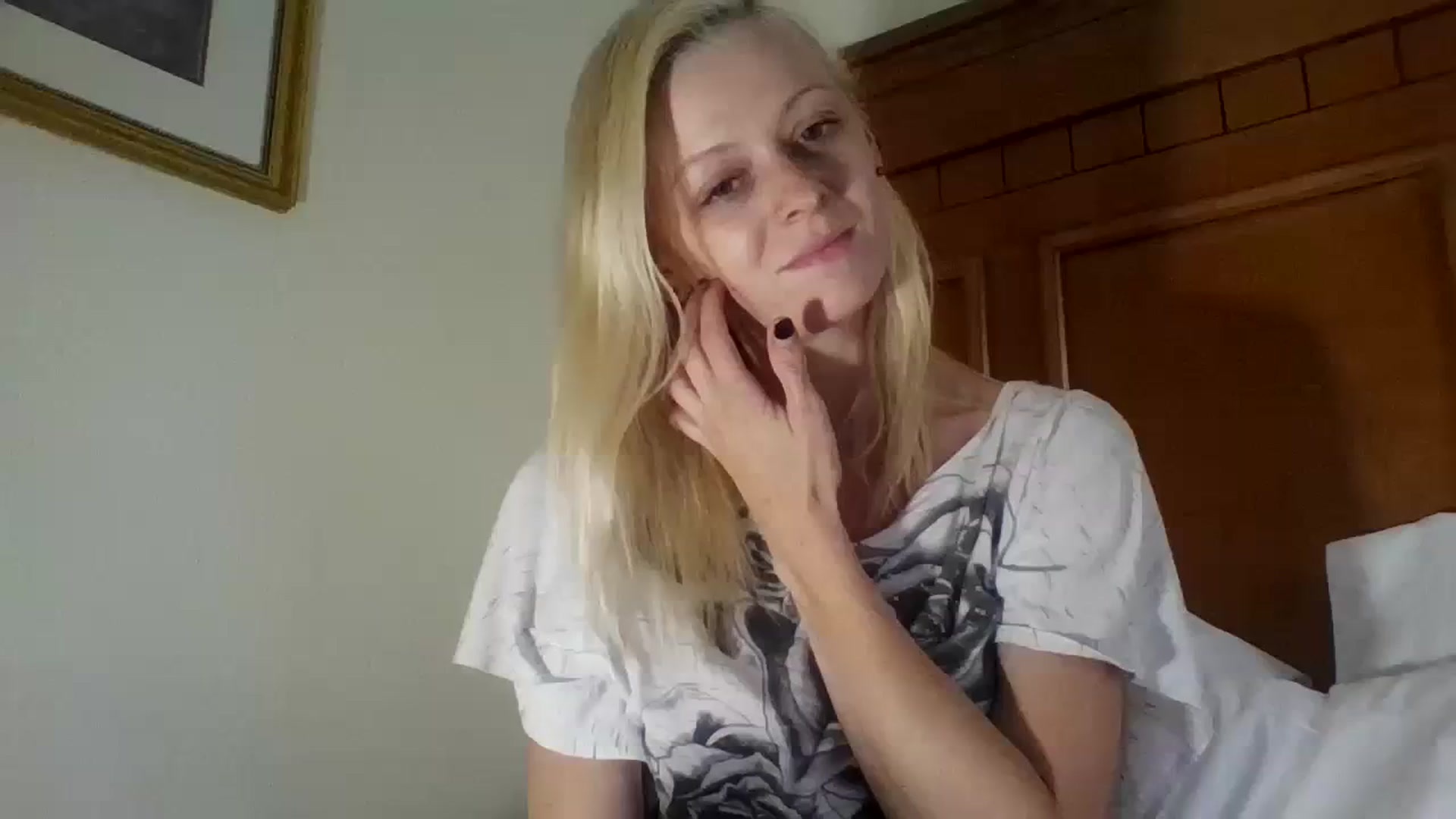 Gallery image thumbnail from Erika_Foxx's myfreecams stream on, 08/15/2023, 18:51 image 2 of 20