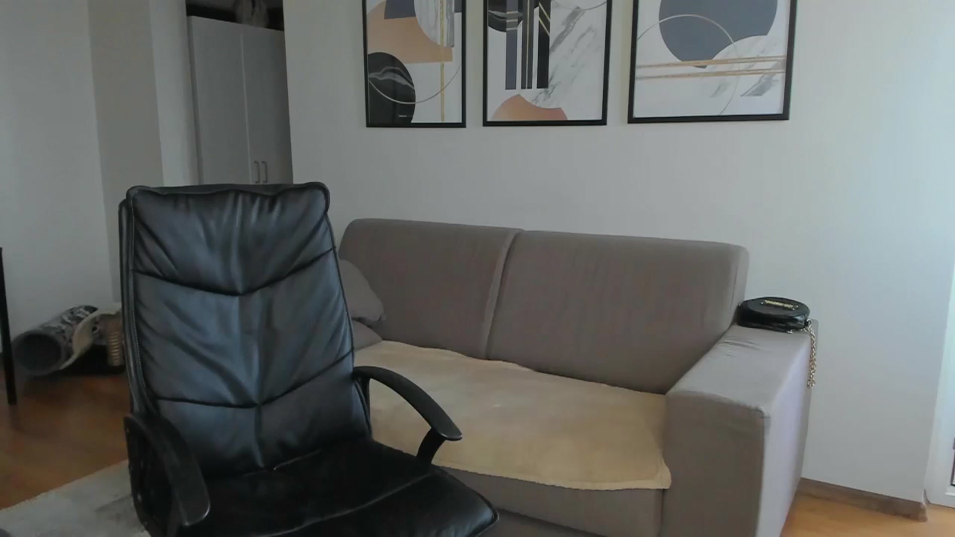 Gallery image thumbnail from Erika_higgins's myfreecams stream on, 09/10/2023, 14:37 image 1 of 20