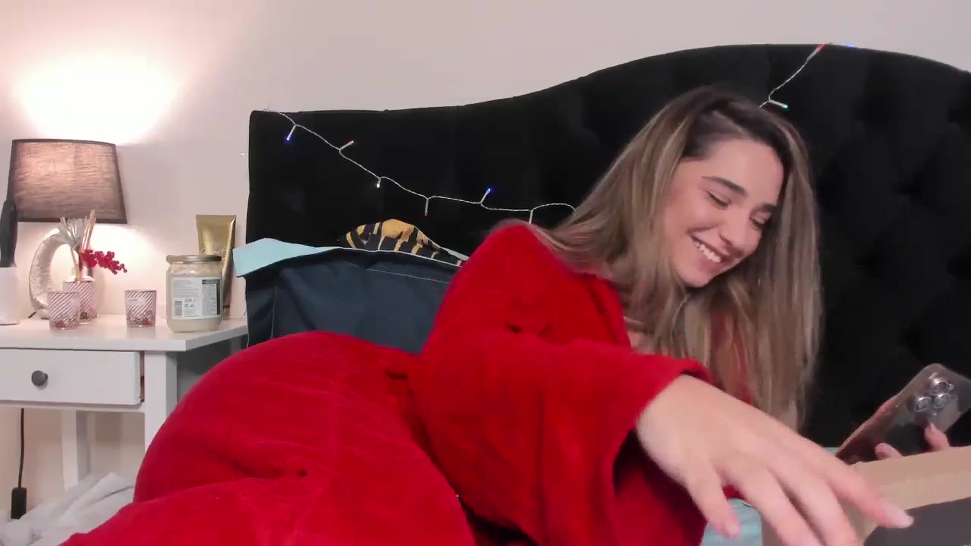 Gallery image thumbnail from Erika_higgins's myfreecams stream on, 11/22/2023, 14:41 image 13 of 20