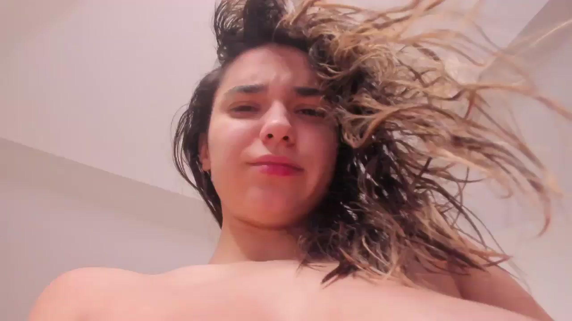 Gallery image thumbnail from Erika_higgins's myfreecams stream on, 12/10/2023, 17:09 image 9 of 20