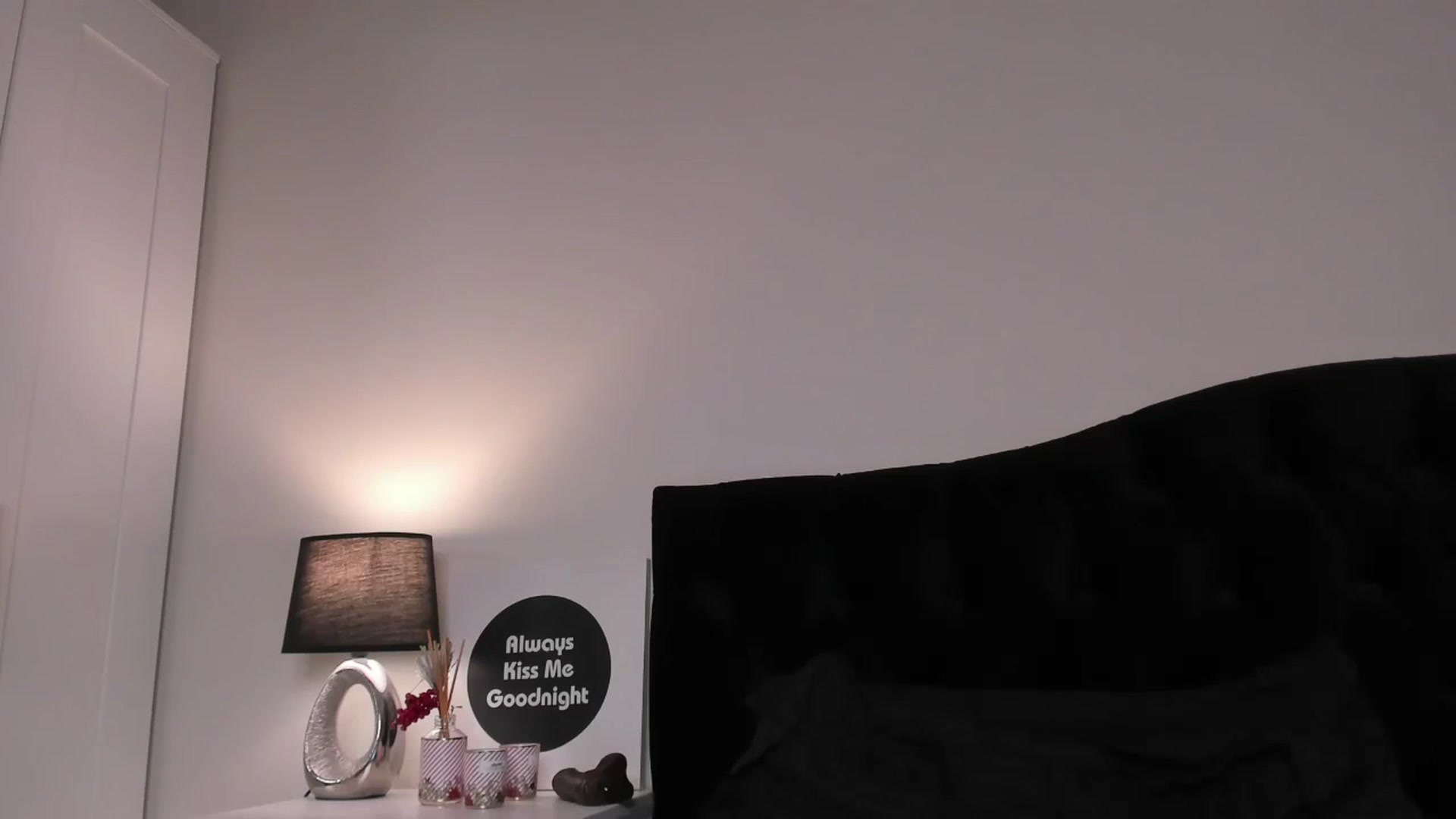 Gallery image thumbnail from Erika_higgins's myfreecams stream on, 01/19/2024, 17:56 image 5 of 20