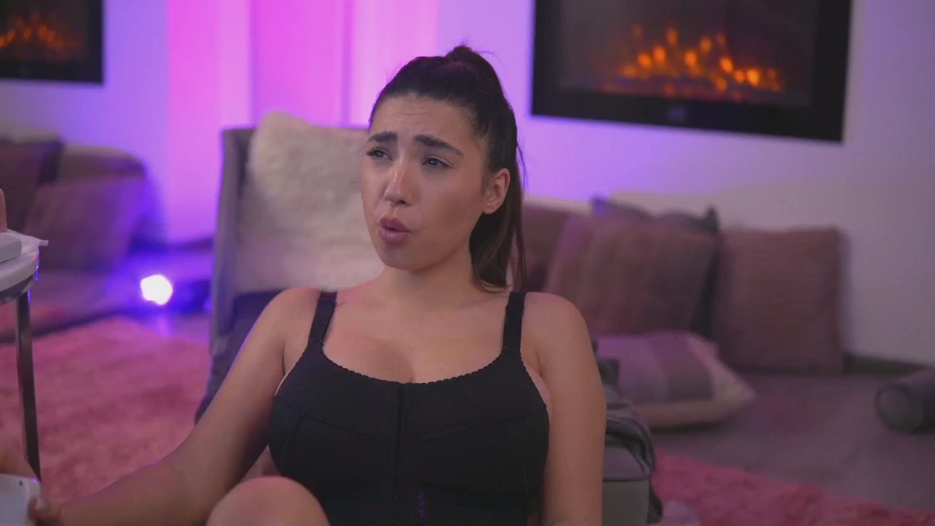 Gallery image thumbnail from Erika_higgins's myfreecams stream on, 01/17/2025, 12:28 image 20 of 20