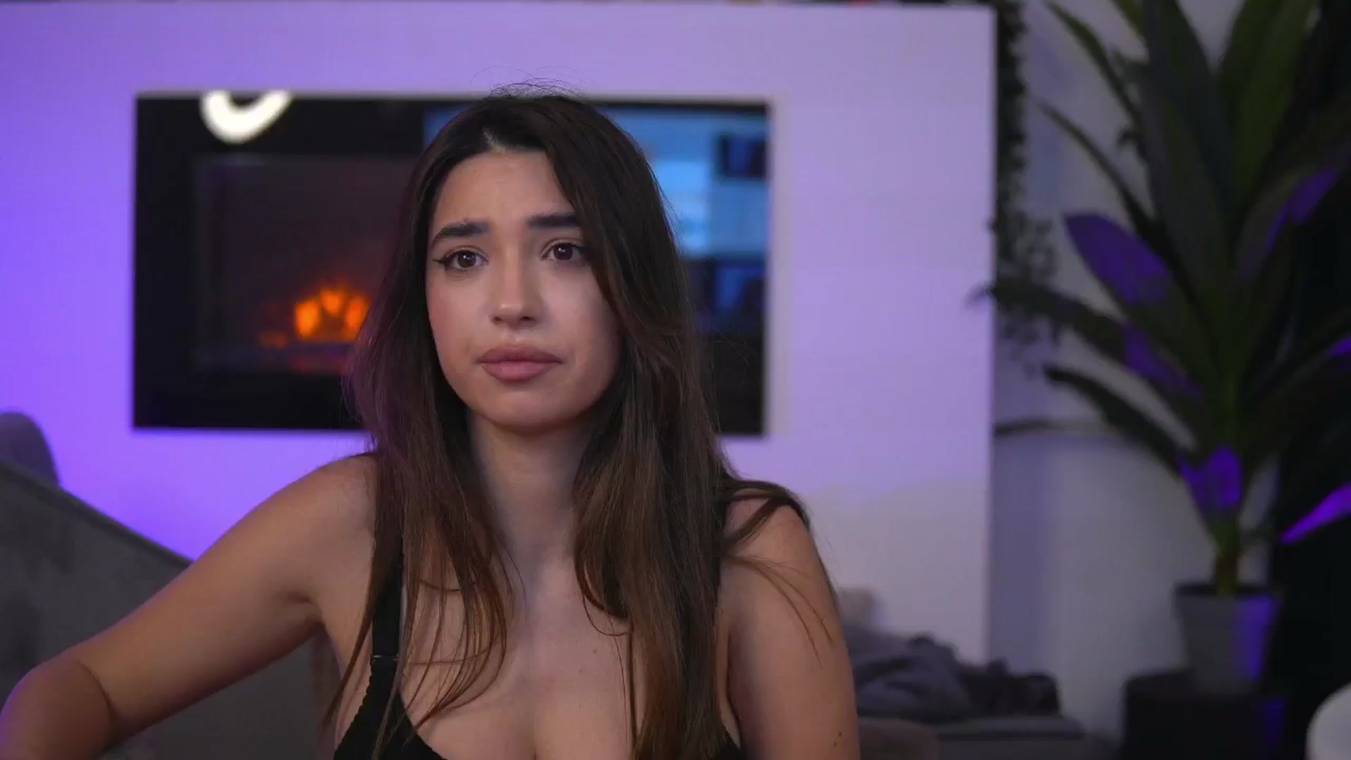 Gallery image thumbnail from Erika_higgins's myfreecams stream on, 01/23/2025, 18:08 image 10 of 20