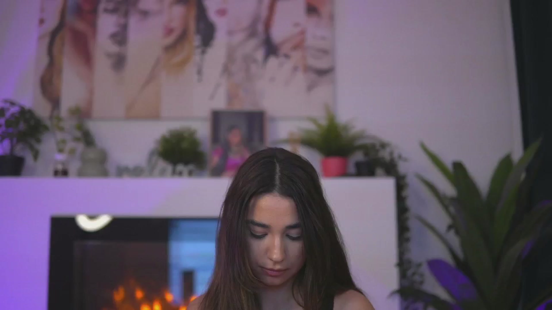 Gallery image thumbnail from Erika_higgins's myfreecams stream on, 01/25/2025, 15:25 image 14 of 20