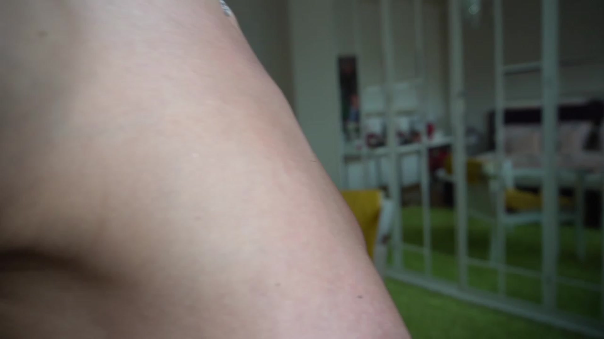 Gallery image thumbnail from Erikabee's myfreecams stream on, 03/09/2023, 12:36 image 17 of 20