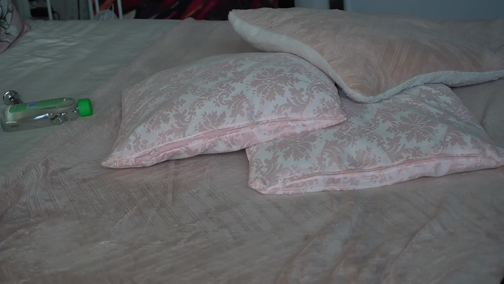 Gallery image thumbnail from Erikabee's myfreecams stream on, 03/12/2023, 11:10 image 19 of 20