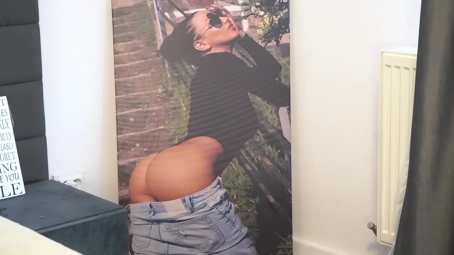 Gallery image thumbnail from Erikabee's myfreecams stream on, 06/15/2023, 11:02 image 2 of 20